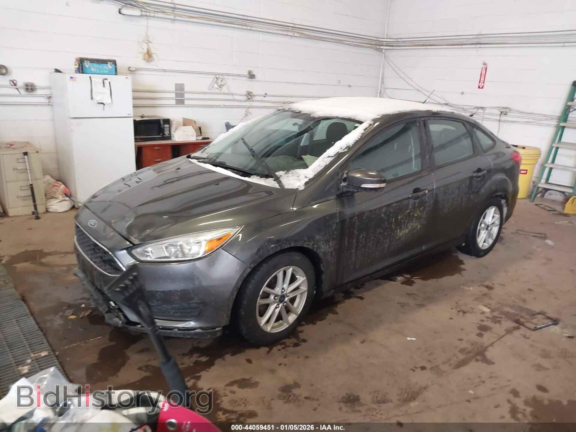 2017 FORD FOCUS - VIN: 1FADP3F25HL263558 - Фото 2