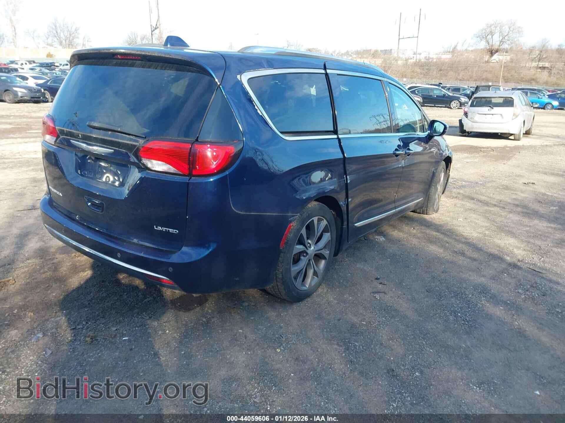 2017 CHRYSLER PACIFICA - VIN: 2C4RC1GG5HR599552 - Фото 4