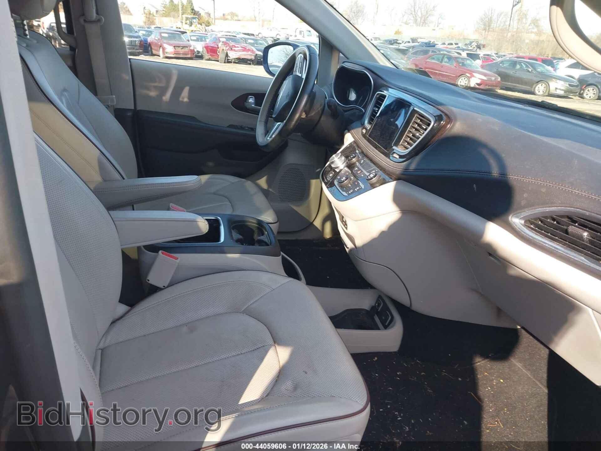 2017 CHRYSLER PACIFICA - VIN: 2C4RC1GG5HR599552 - Фото 5
