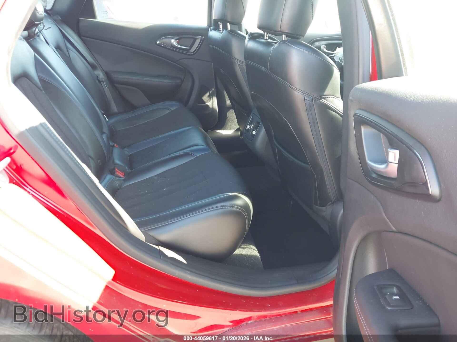 2016 CHRYSLER 200 - VIN: 1C3CCCBB1GN161799 - Photo 8