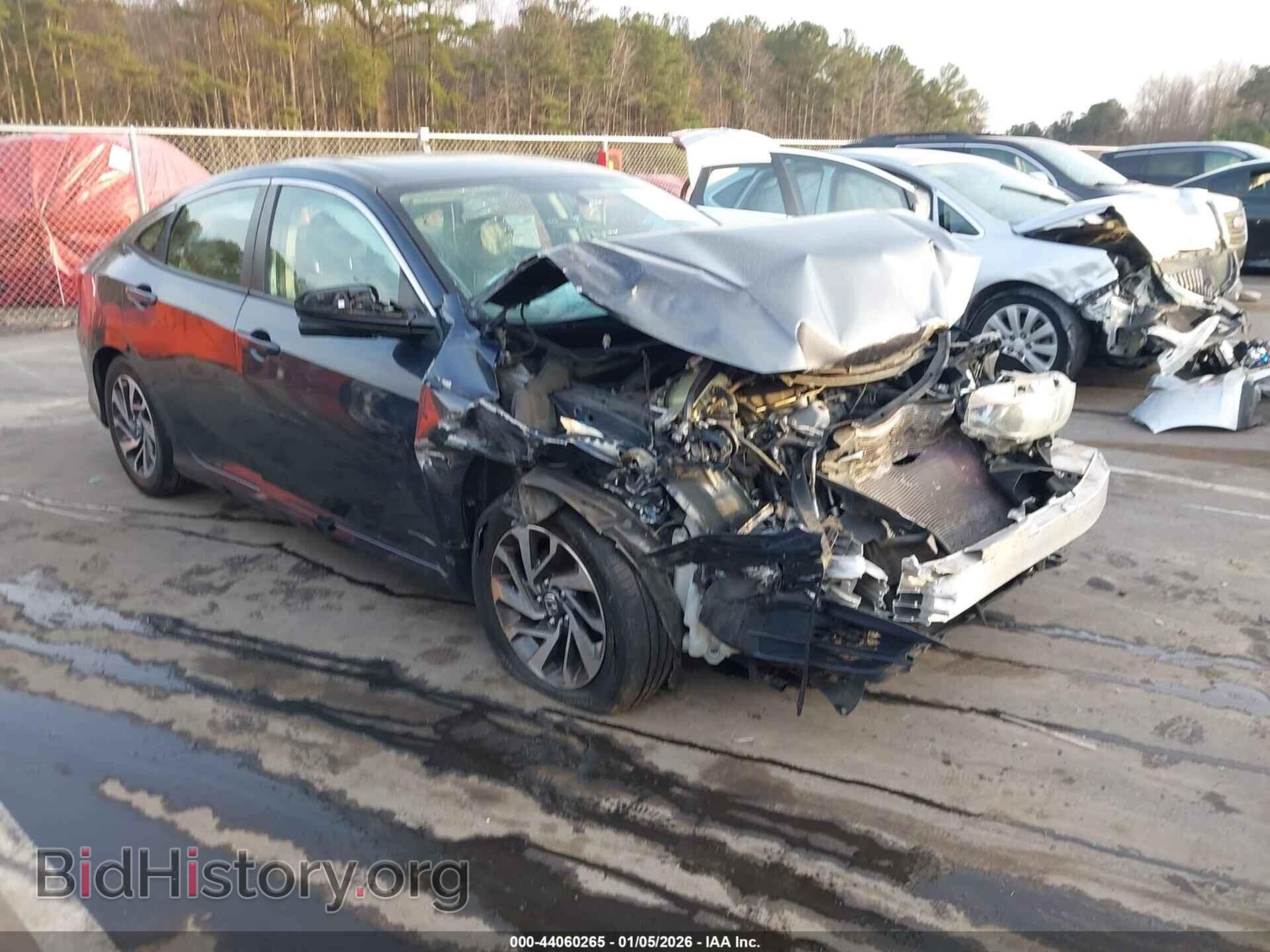 Photo 19XFC2F79GE208770 - HONDA CIVIC 2016