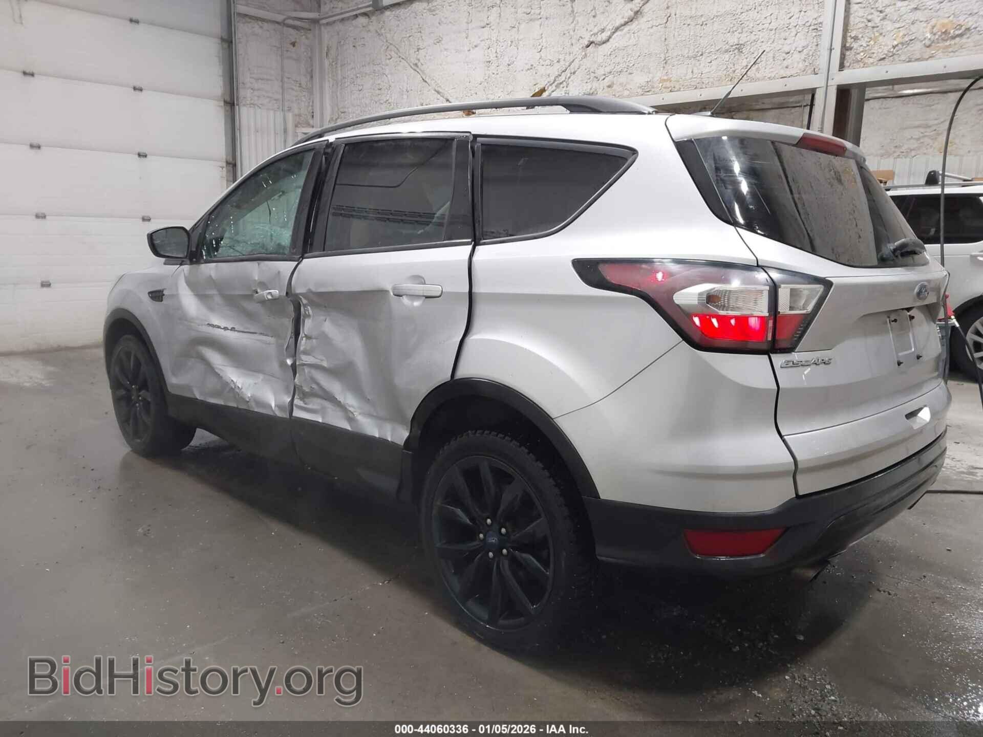 2017 FORD ESCAPE - VIN: 1FMCU9GD1HUE75302 - Фото 3