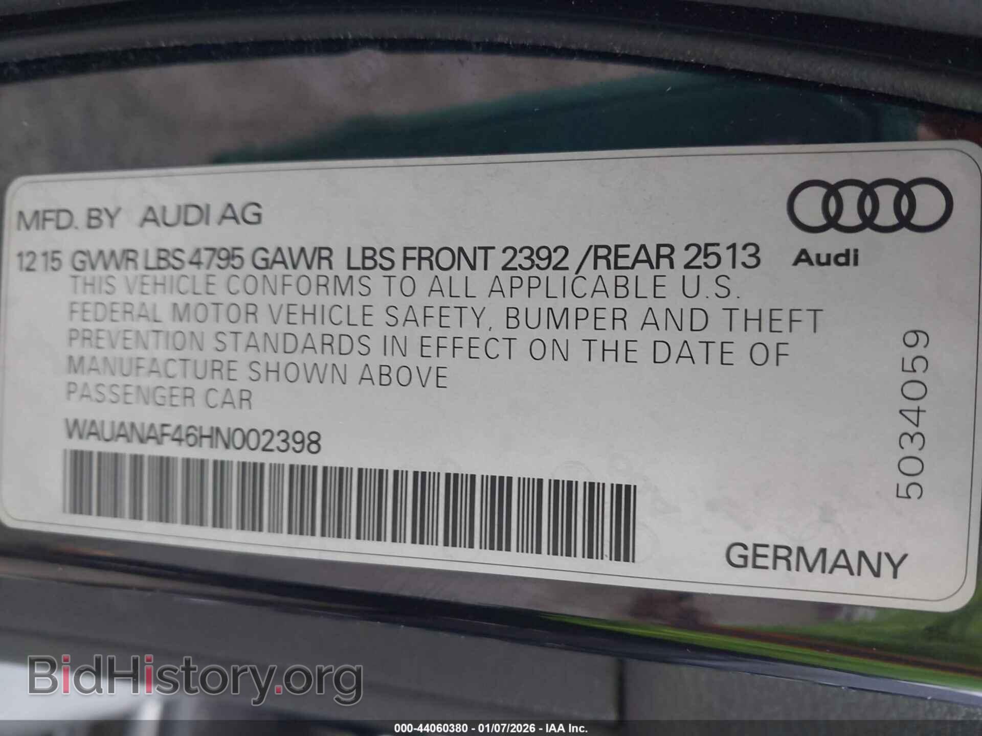 2017 AUDI A4 - VIN: WAUANAF46HN002398 - Фото 9