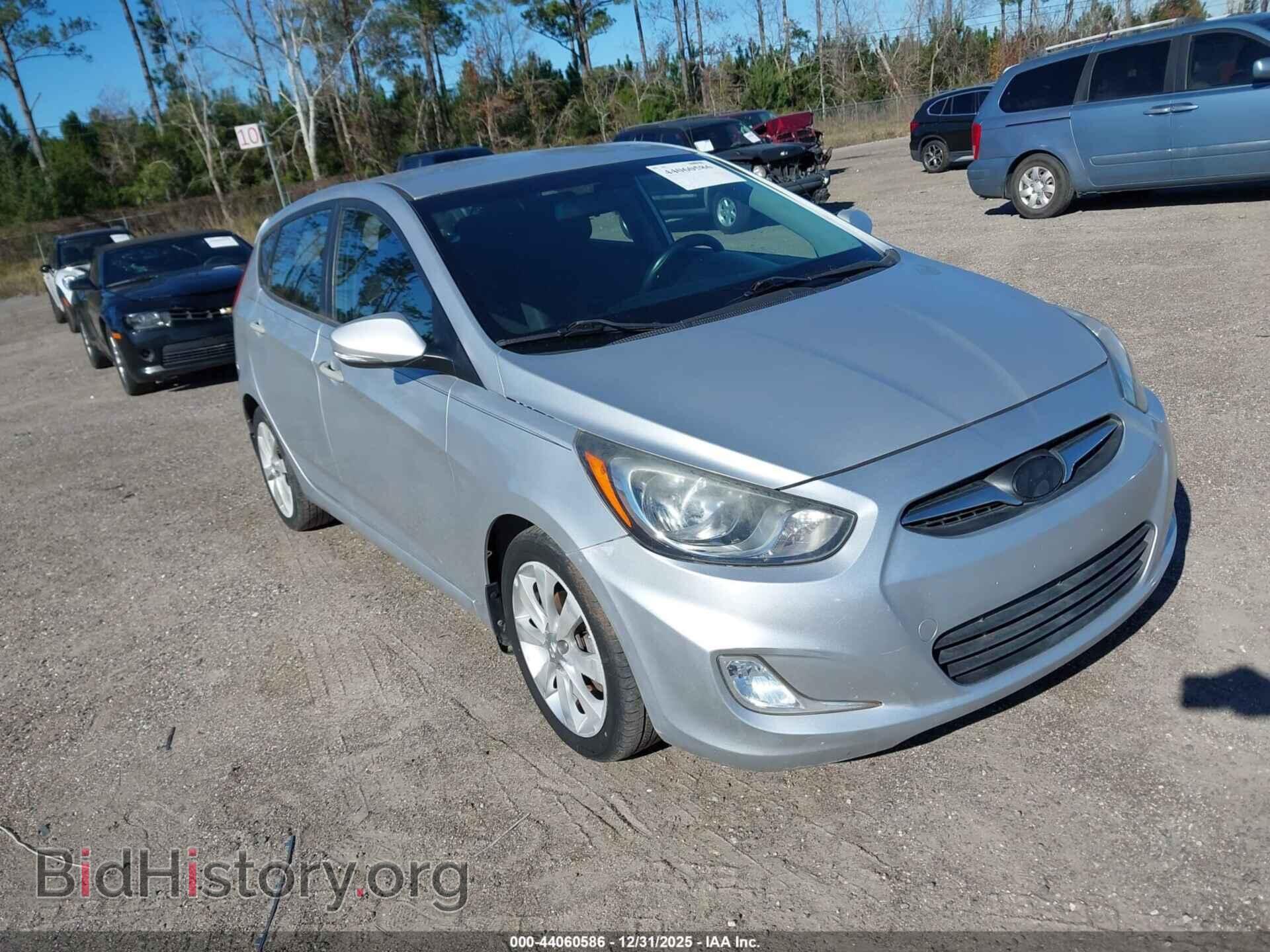 Photo KMHCU5AEXDU076702 - HYUNDAI ACCENT 2013
