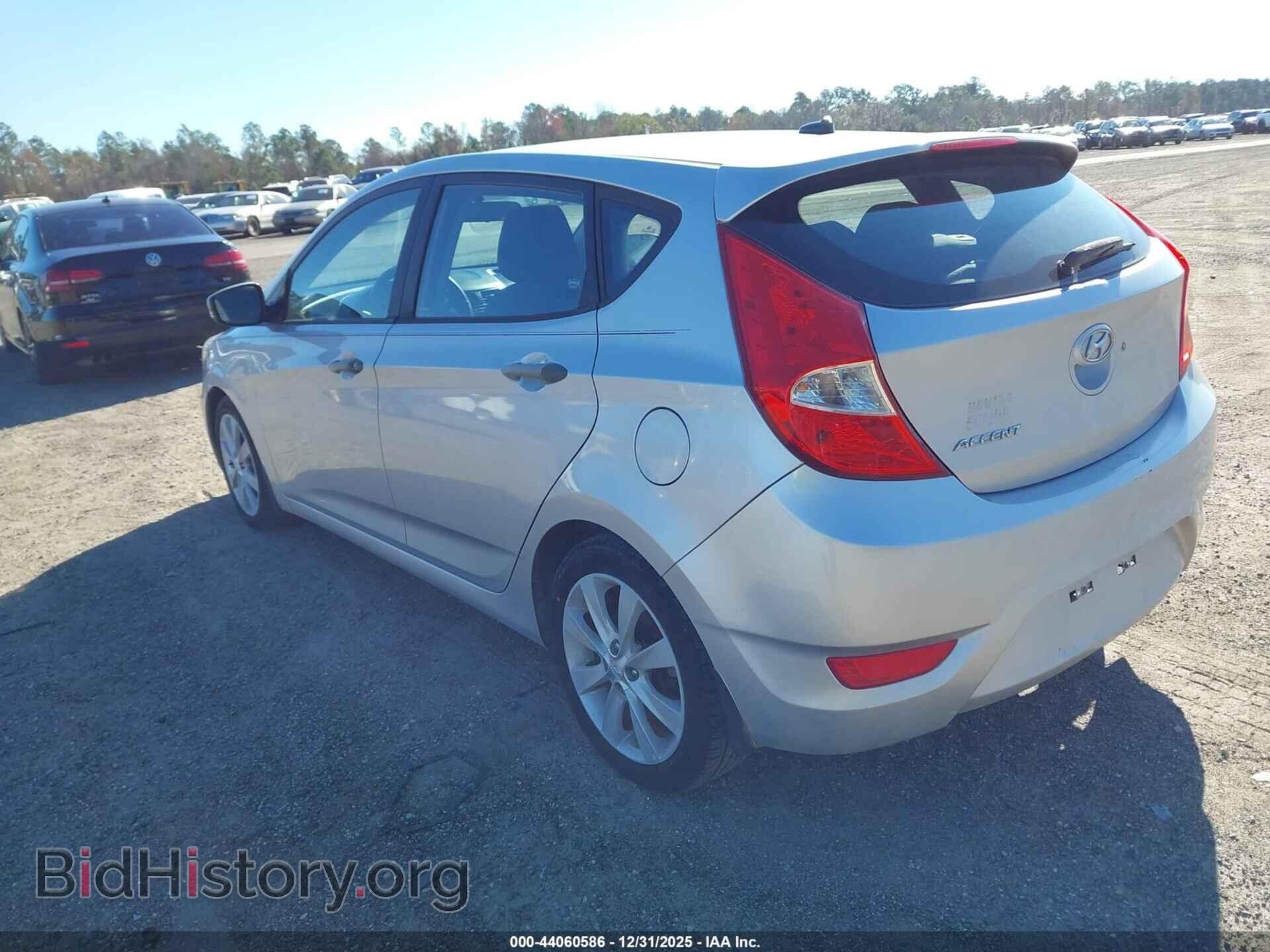 2013 HYUNDAI ACCENT - VIN: KMHCU5AEXDU076702 - Фото 3