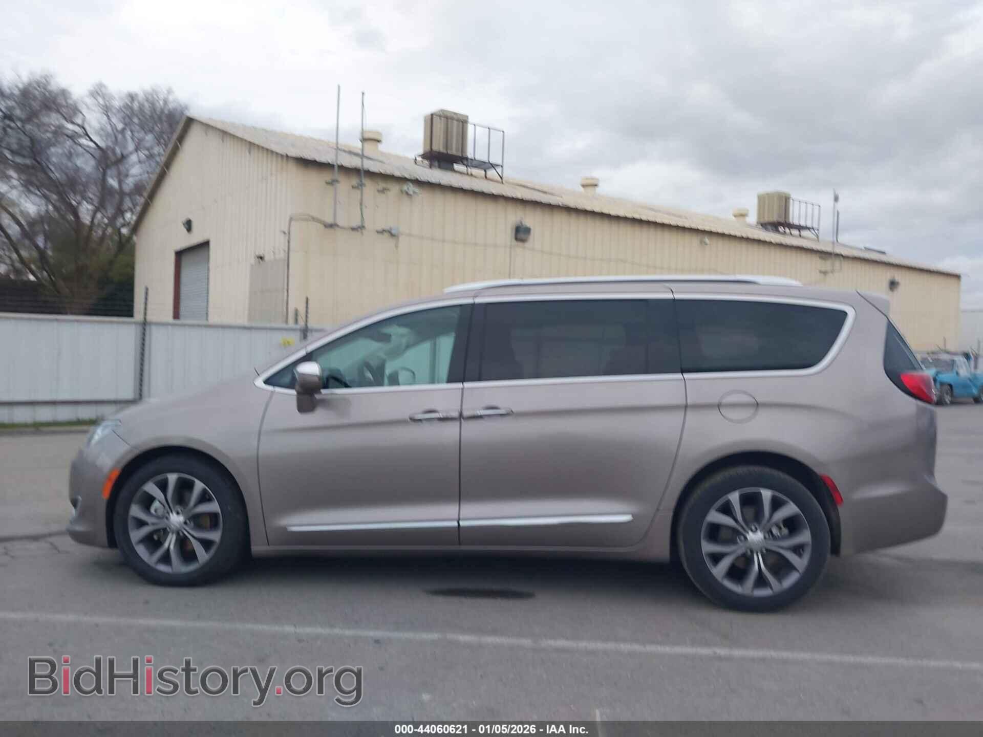 2018 CHRYSLER PACIFICA - VIN: 2C4RC1GG7JR320978 - Фото 14