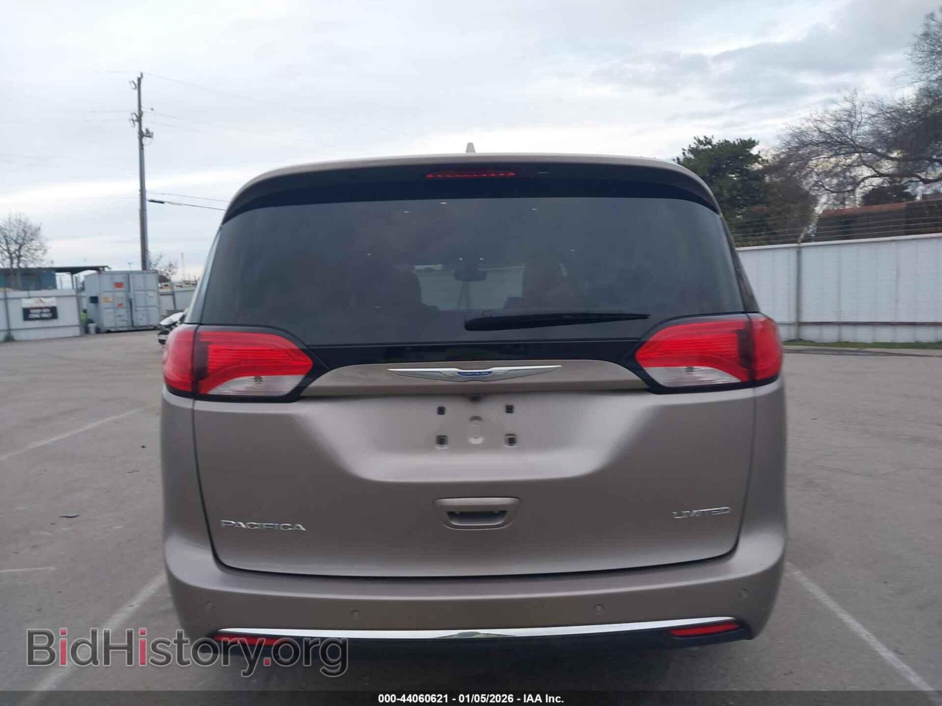 2018 CHRYSLER PACIFICA - VIN: 2C4RC1GG7JR320978 - Фото 16