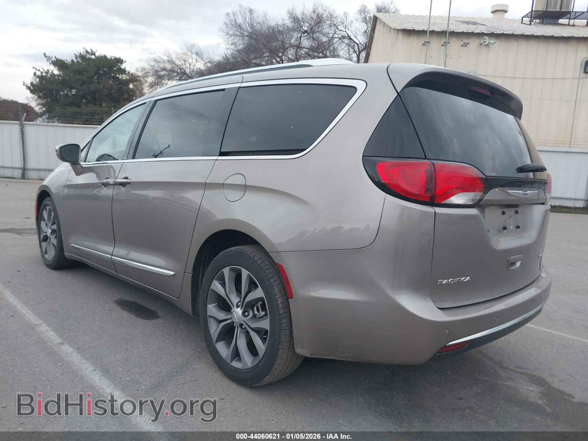 2018 CHRYSLER PACIFICA - VIN: 2C4RC1GG7JR320978 - Фото 3