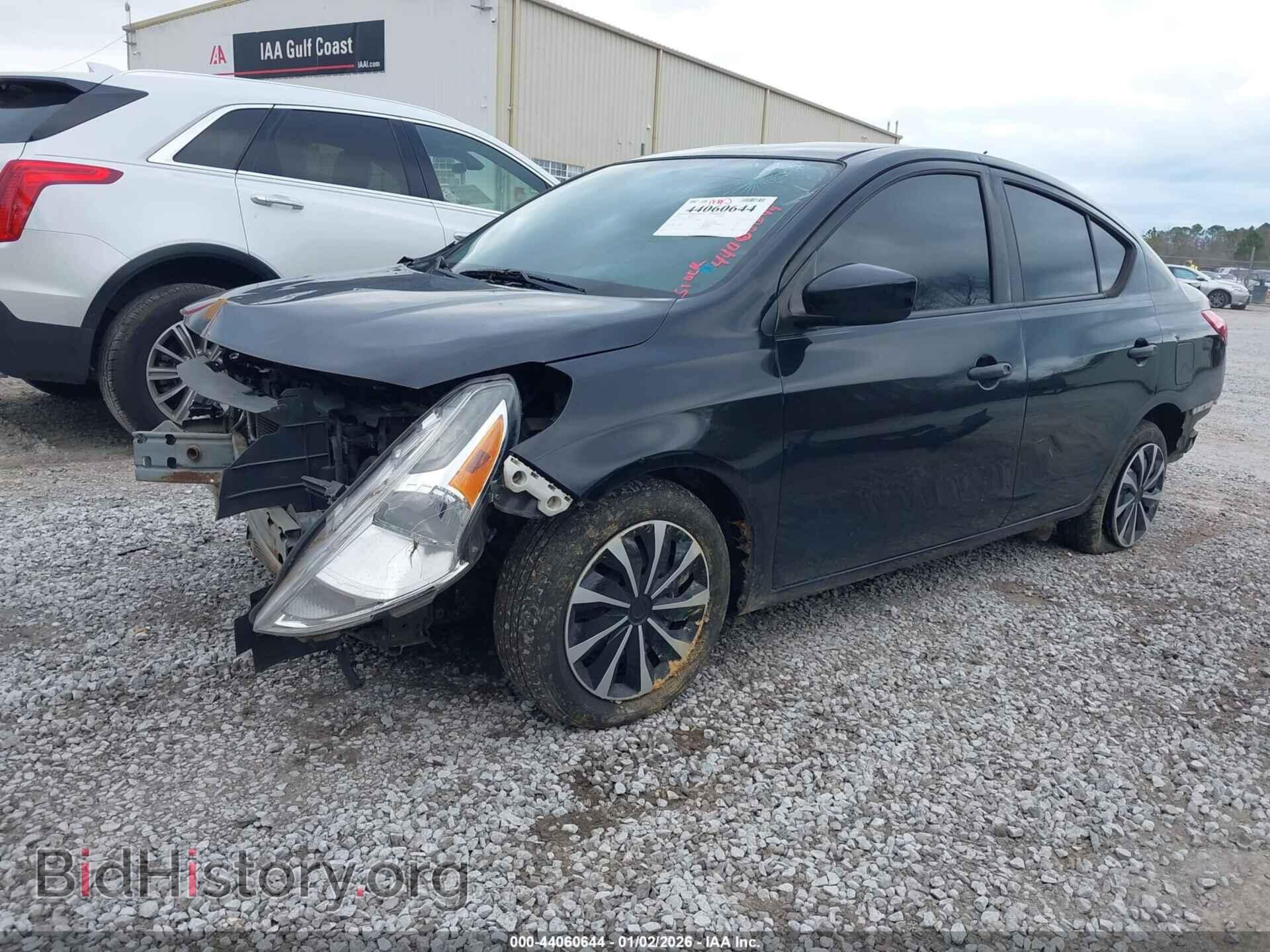 2018 NISSAN VERSA - VIN: 3N1CN7AP1JL863626 - Фото 2