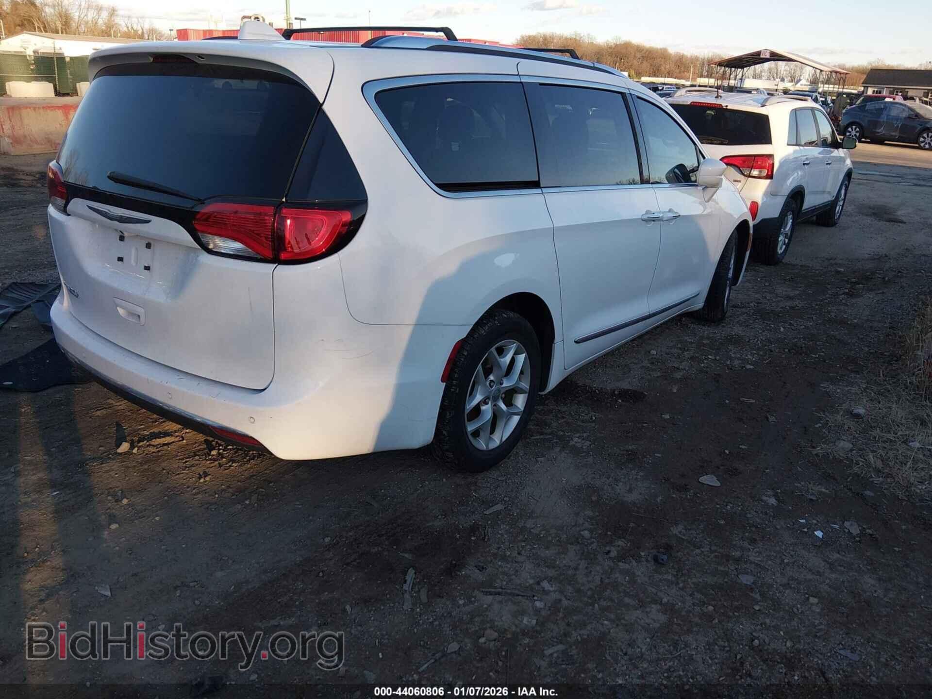 2017 CHRYSLER PACIFICA - VIN: 2C4RC1EG9HR543701 - Photo 4