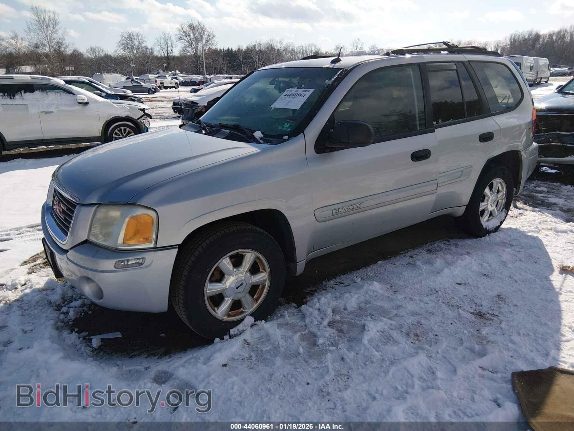 2005 GMC ENVOY - VIN: 1GKDS13S052385705 - Фото 2