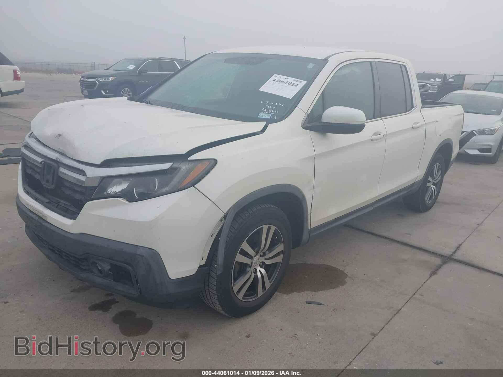 2017 HONDA RIDGELINE - VIN: 5FPYK2F42HB011783 - Photo 2