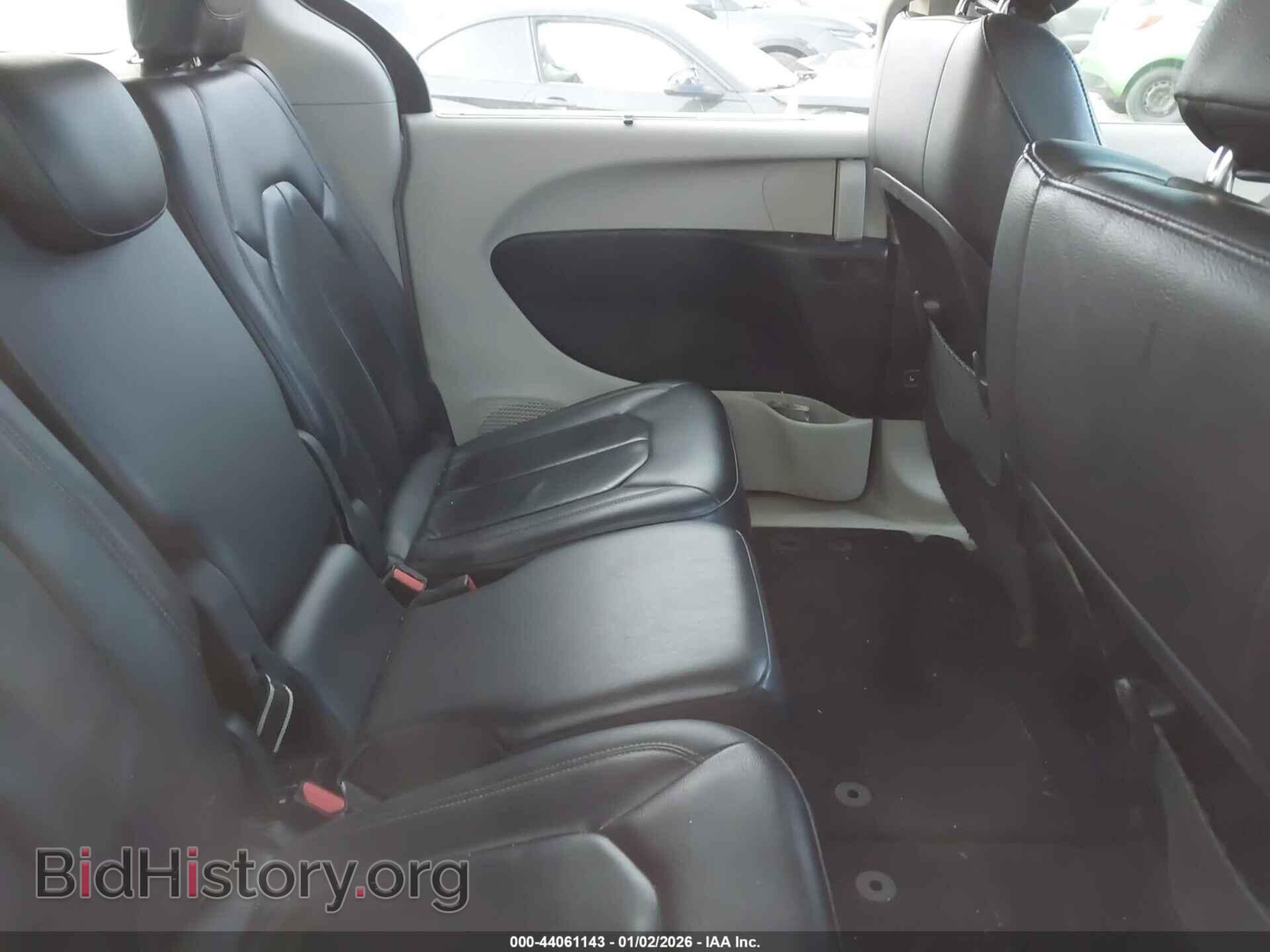 2017 CHRYSLER PACIFICA - VIN: 2C4RC1BG4HR598187 - Фото 8