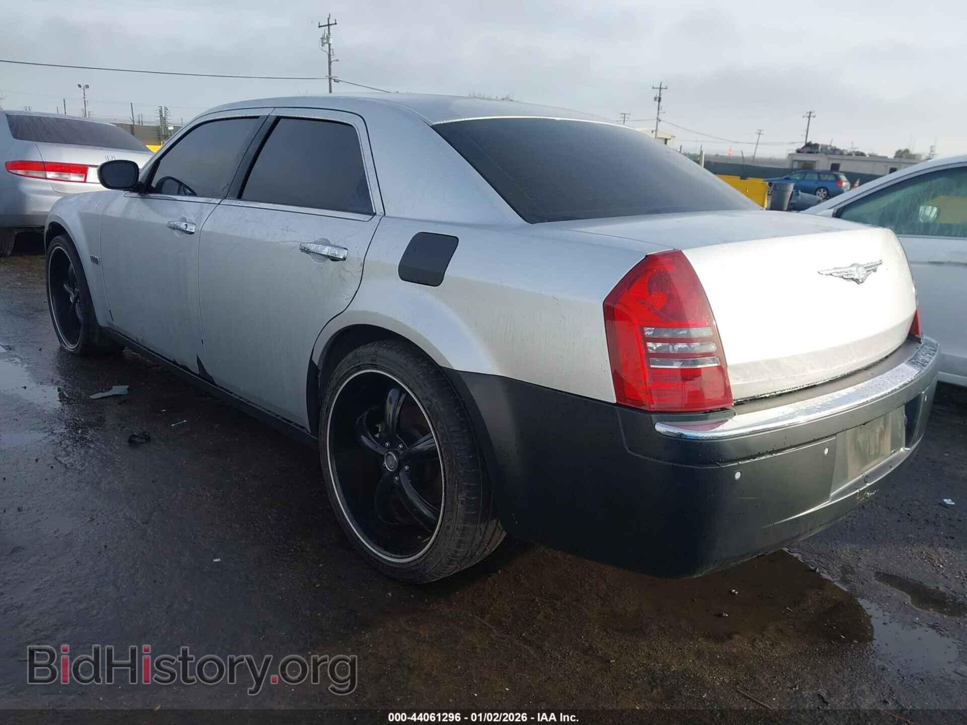 2005 CHRYSLER 300C - VIN: 2C3AA63H35H608348 - Фото 3