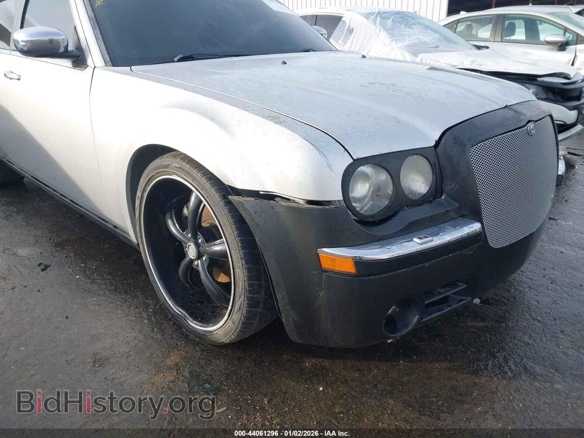 2005 CHRYSLER 300C - VIN: 2C3AA63H35H608348 - Фото 6