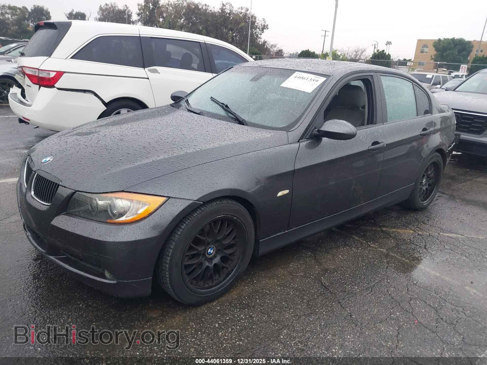 2007 BMW 328I - VIN: WBAVA33507KX70528 - Фото 2