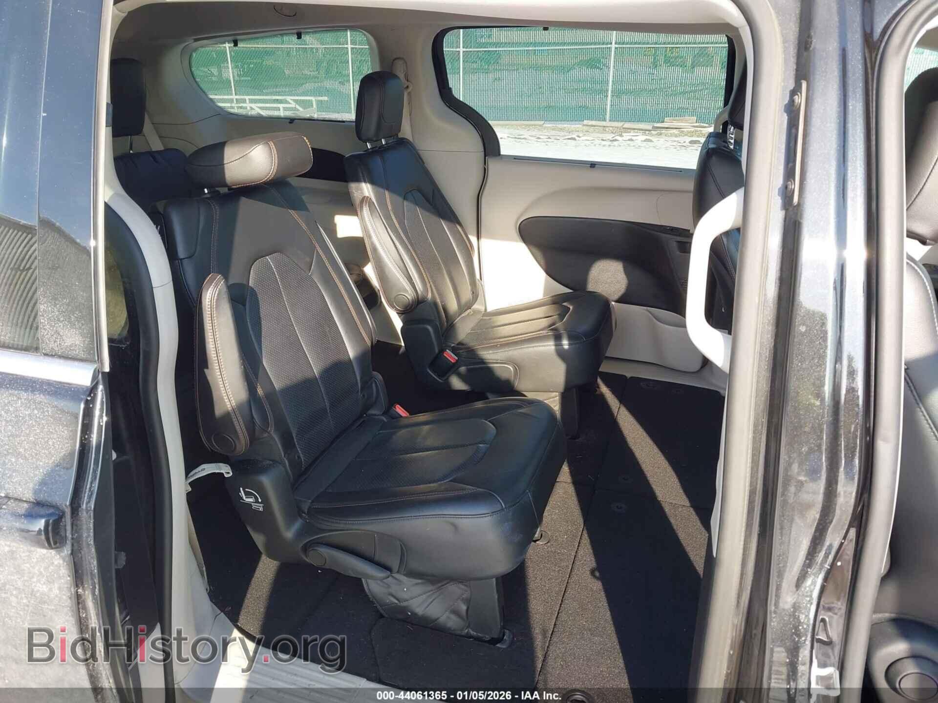 2019 CHRYSLER PACIFICA - VIN: 2C4RC1BG3KR550008 - Фото 8
