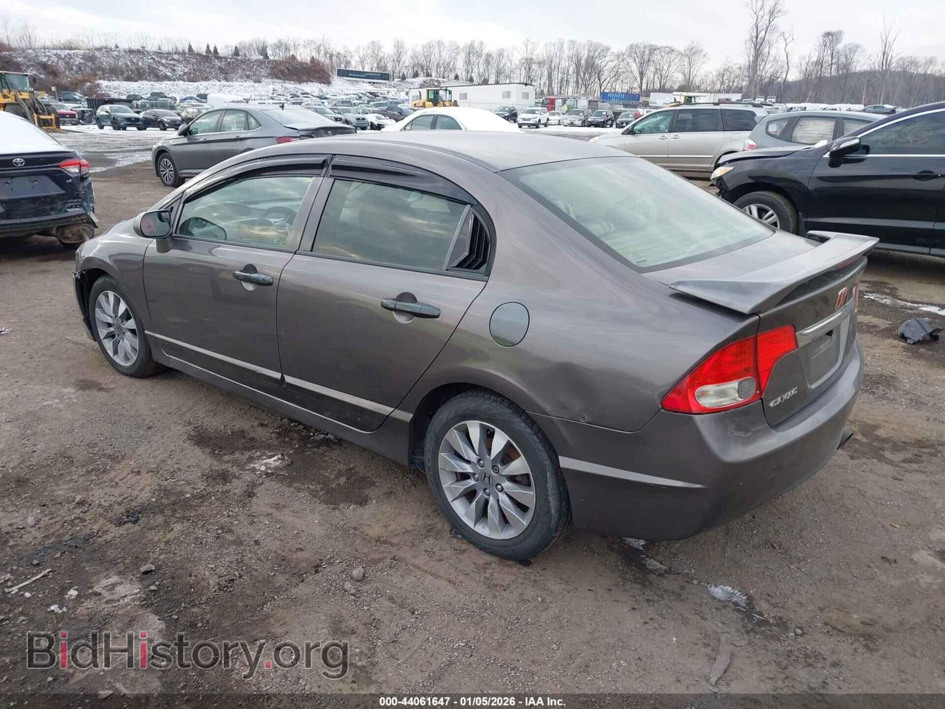 2011 HONDA CIVIC - VIN: 19XFA1F83BE020165 - Фото 3