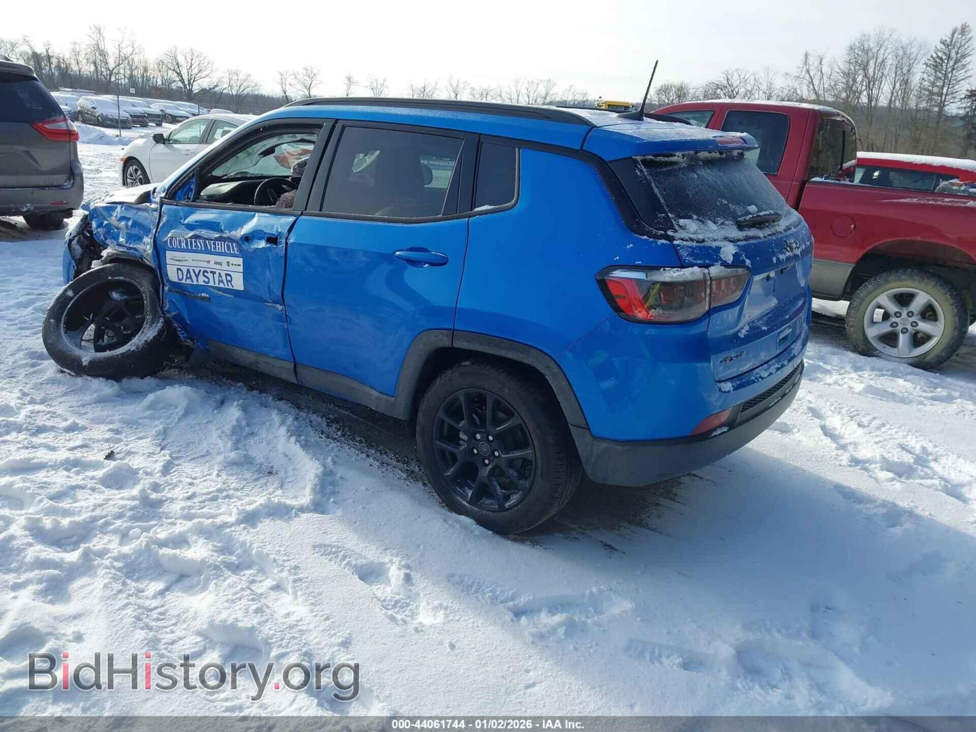 2025 JEEP COMPASS - VIN: 3C4NJDBN0ST528422 - Фото 3
