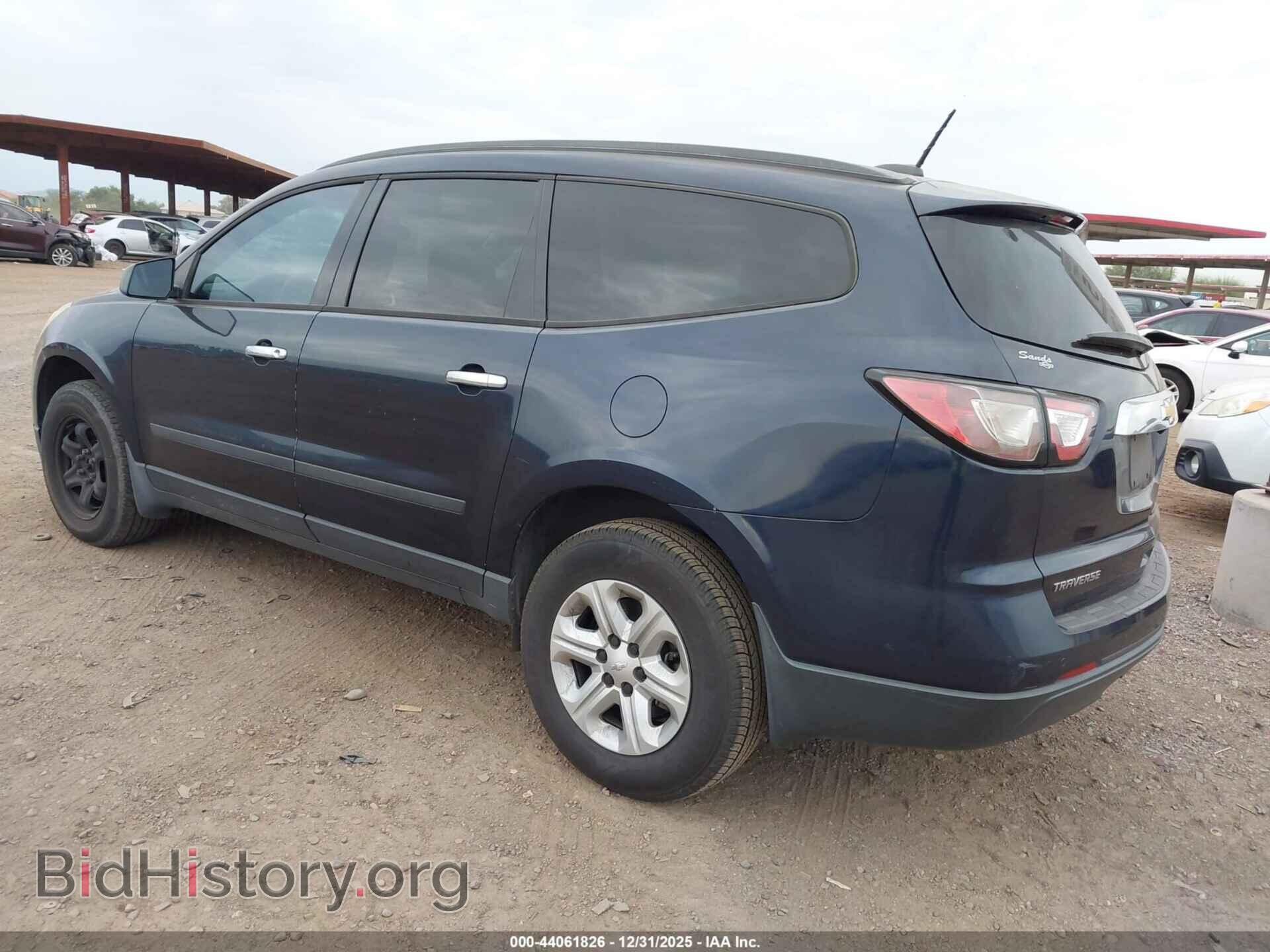 2017 CHEVROLET TRAVERSE - VIN: 1GNKRFED7HJ199901 - Фото 3
