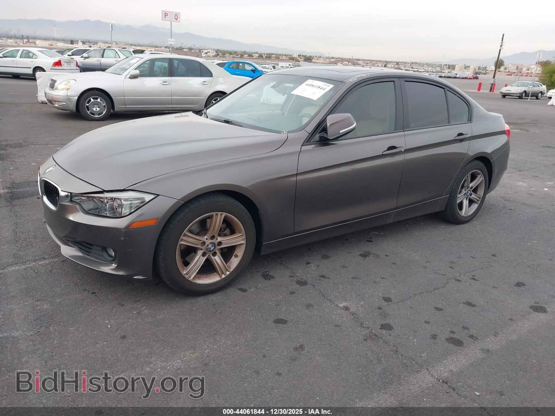 2012 BMW 328I - VIN: WBA3A5C51CF345664 - Фото 2