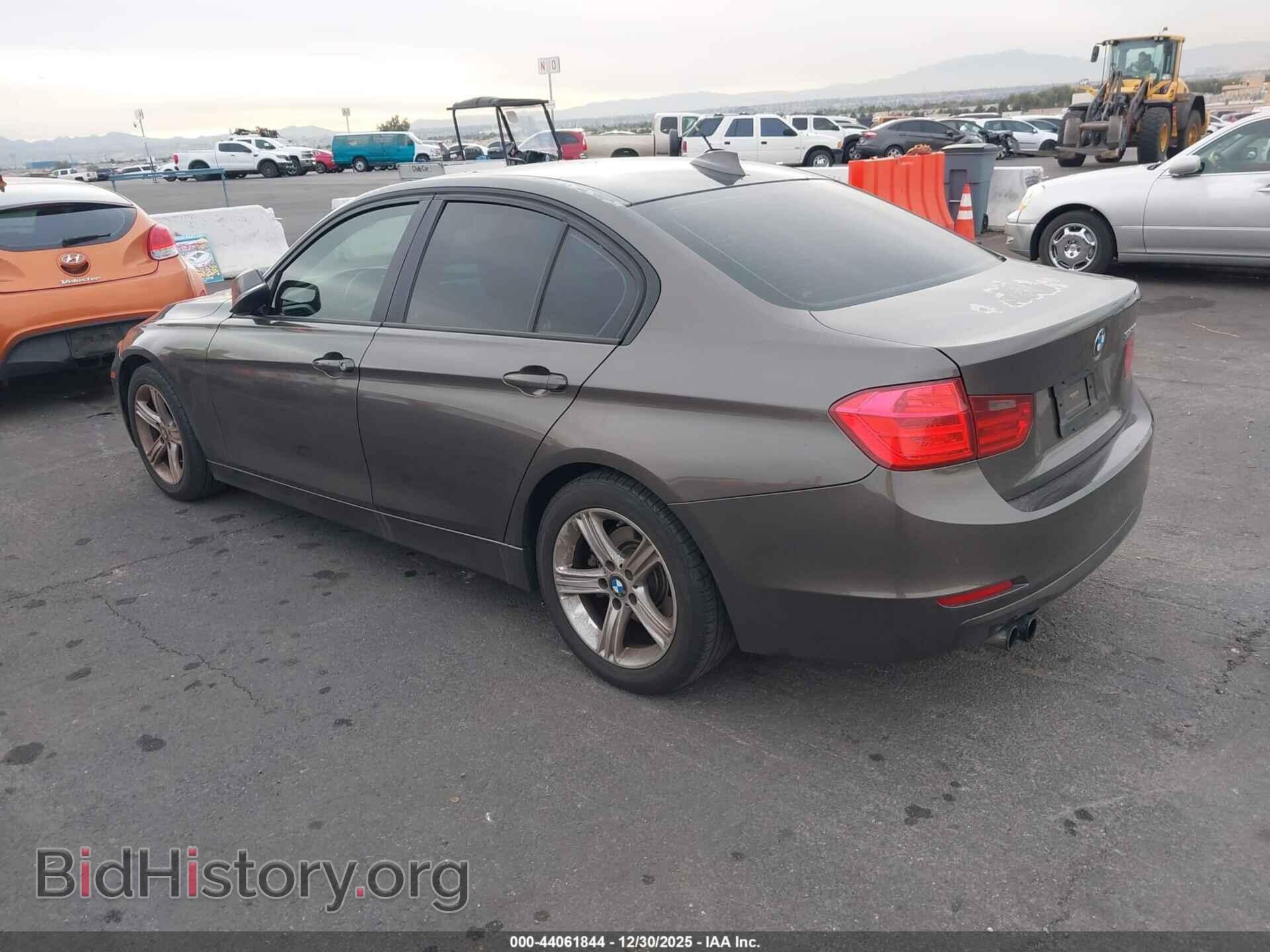 2012 BMW 328I - VIN: WBA3A5C51CF345664 - Фото 3
