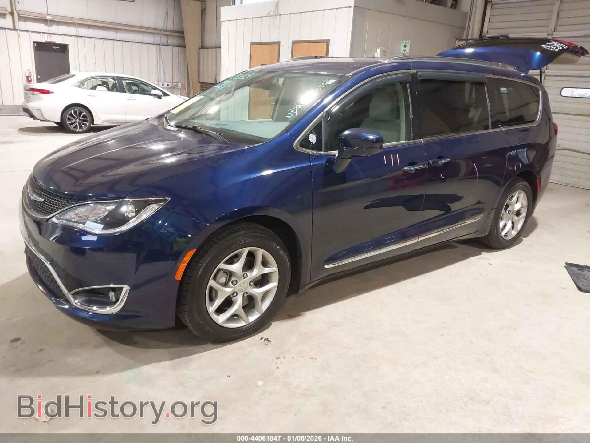 2019 CHRYSLER PACIFICA - VIN: 2C4RC1EG4KR570280 - Фото 2