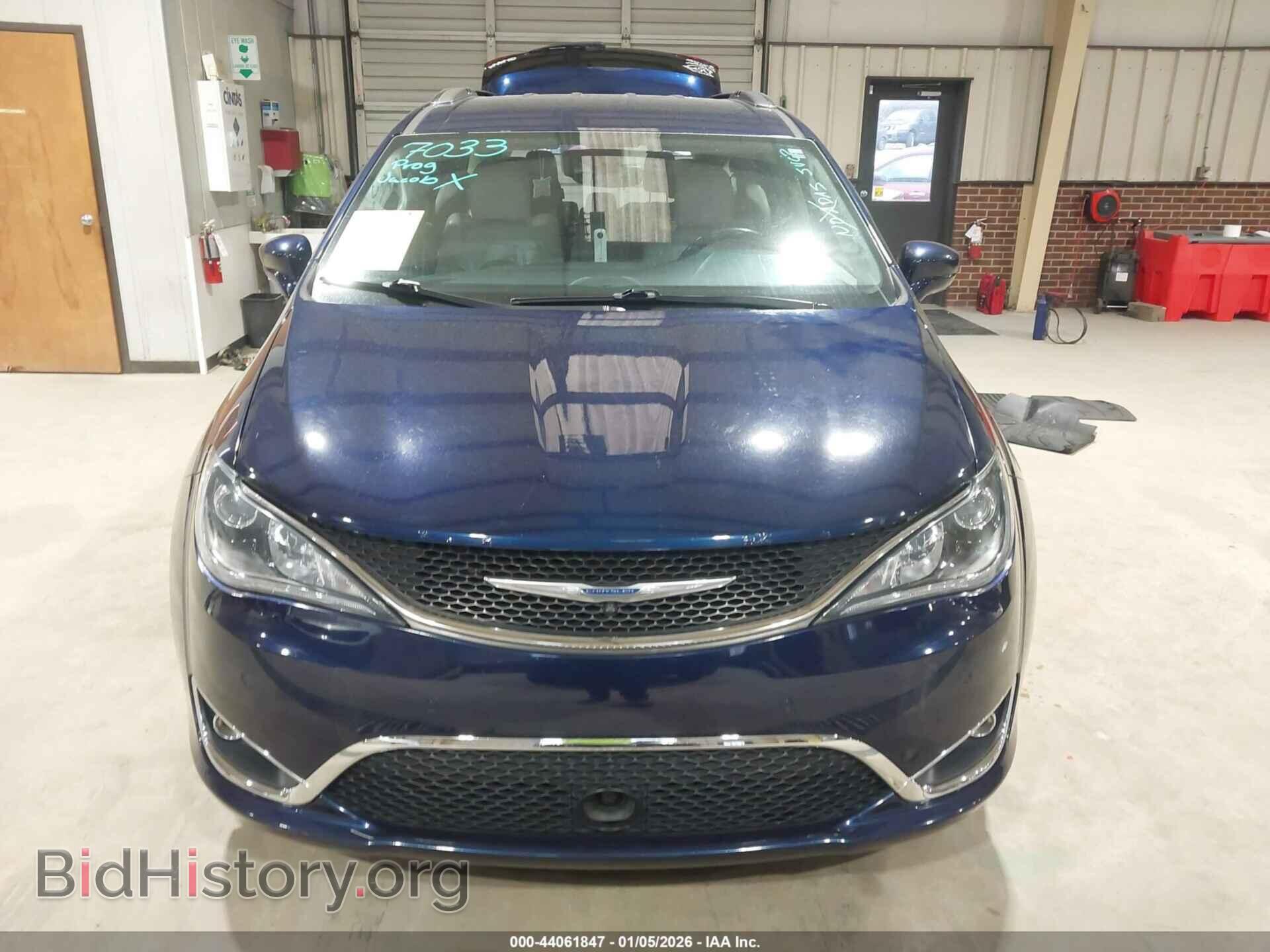 2019 CHRYSLER PACIFICA - VIN: 2C4RC1EG4KR570280 - Фото 12