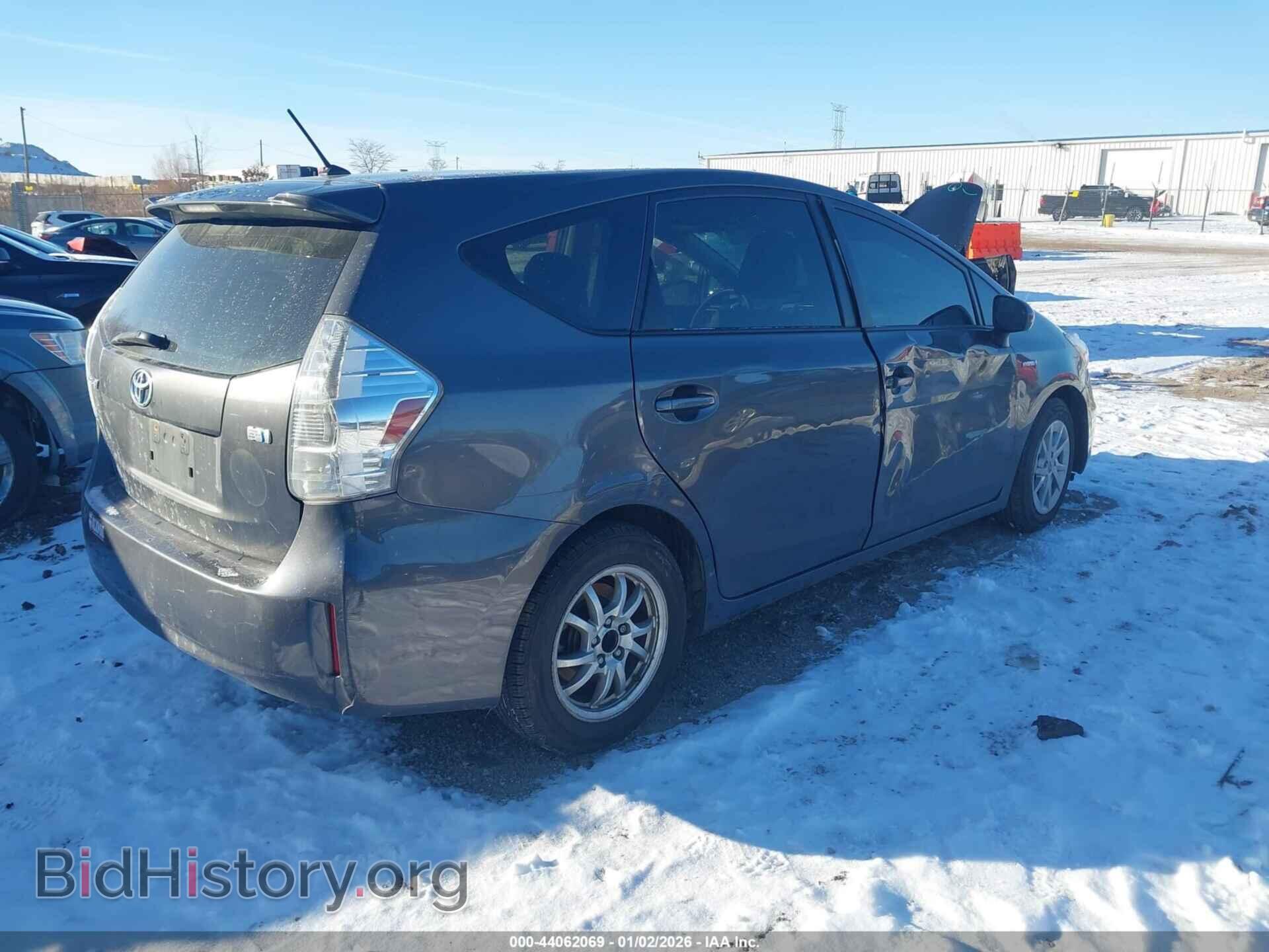 2014 TOYOTA PRIUS V - VIN: JTDZN3EU4EJ011722 - Фото 4