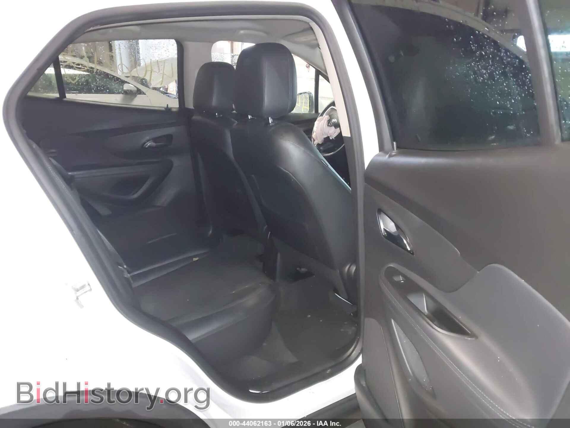2022 BUICK ENCORE - VIN: KL4CJESM7NB554116 - Photo 8