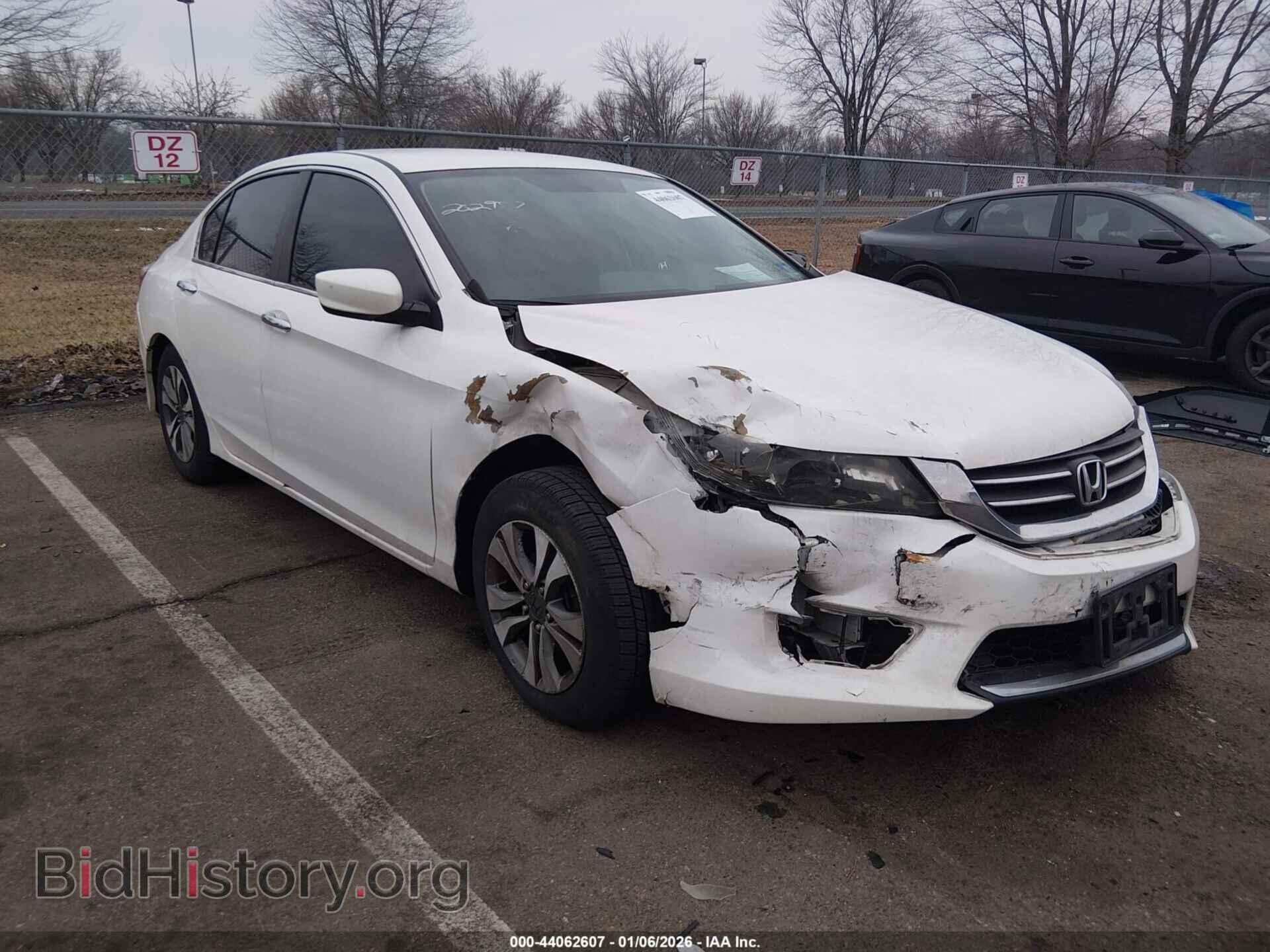Photo 1HGCR2F38DA069827 - HONDA ACCORD 2013