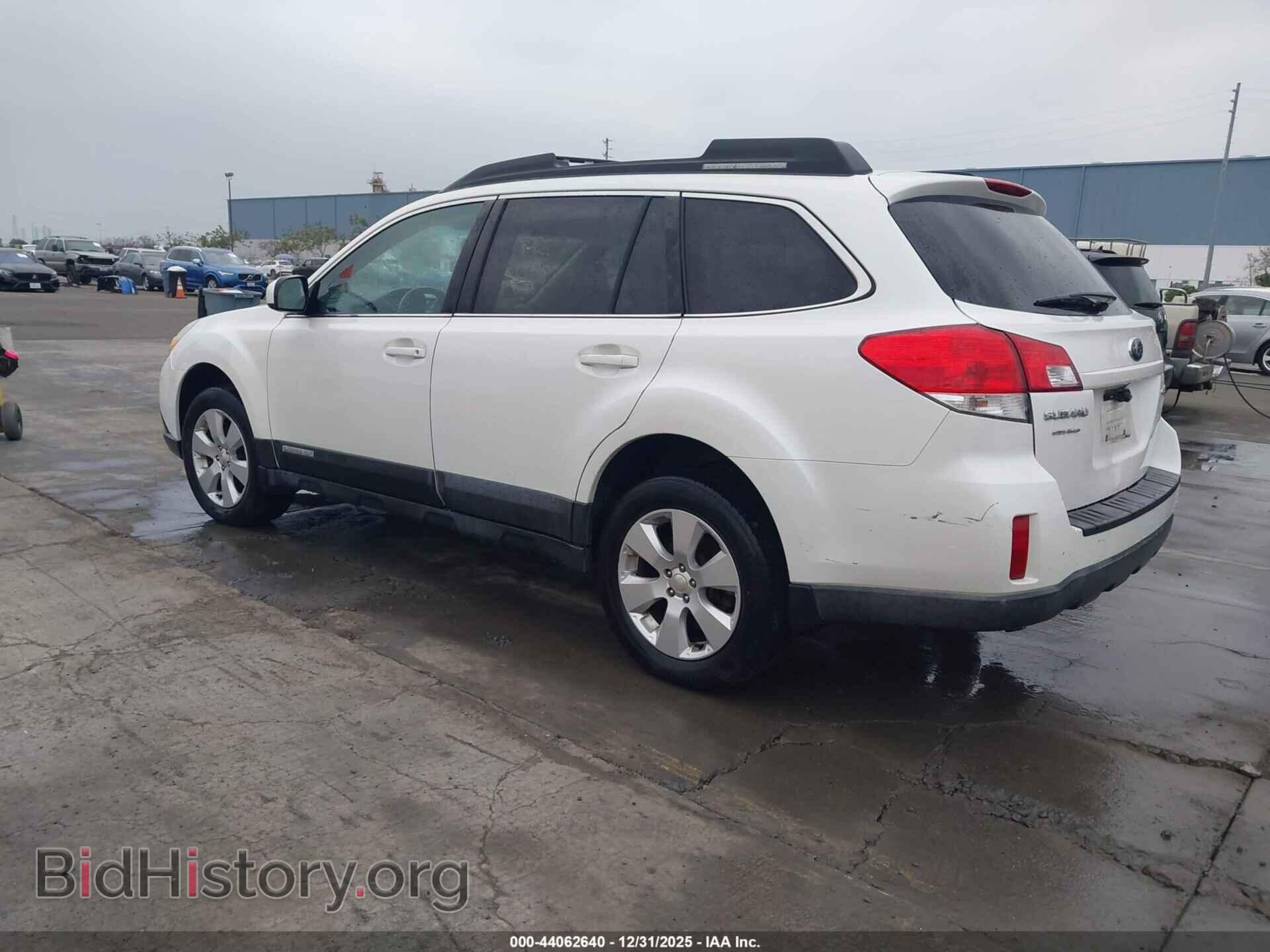 2011 SUBARU OUTBACK - VIN: 4S4BRBCC4B3400513 - Фото 3