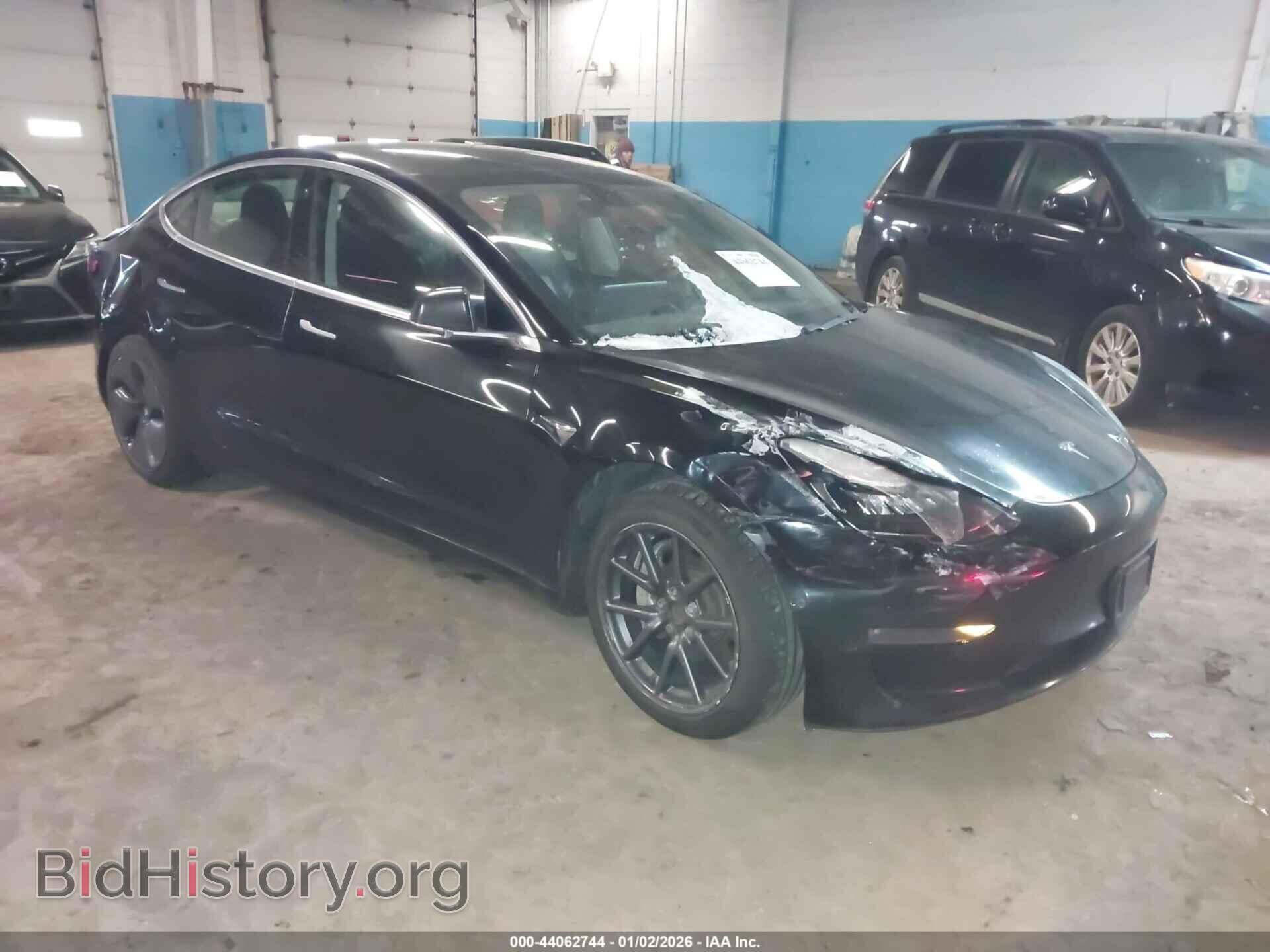 Photo 5YJ3E1EB7KF384801 - TESLA MODEL 3 2019