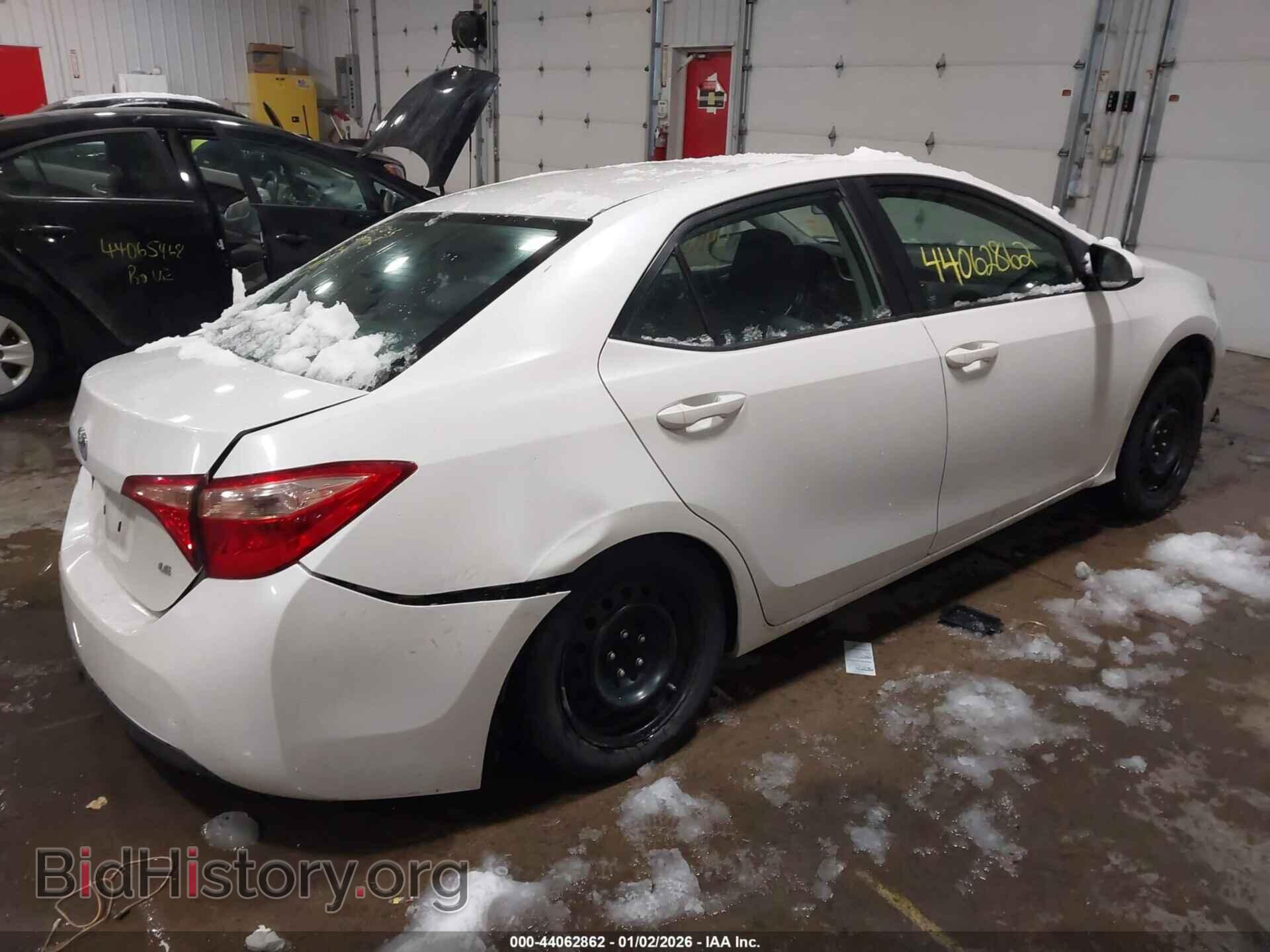 2017 TOYOTA COROLLA - VIN: 5YFBURHE8HP577376 - Фото 4