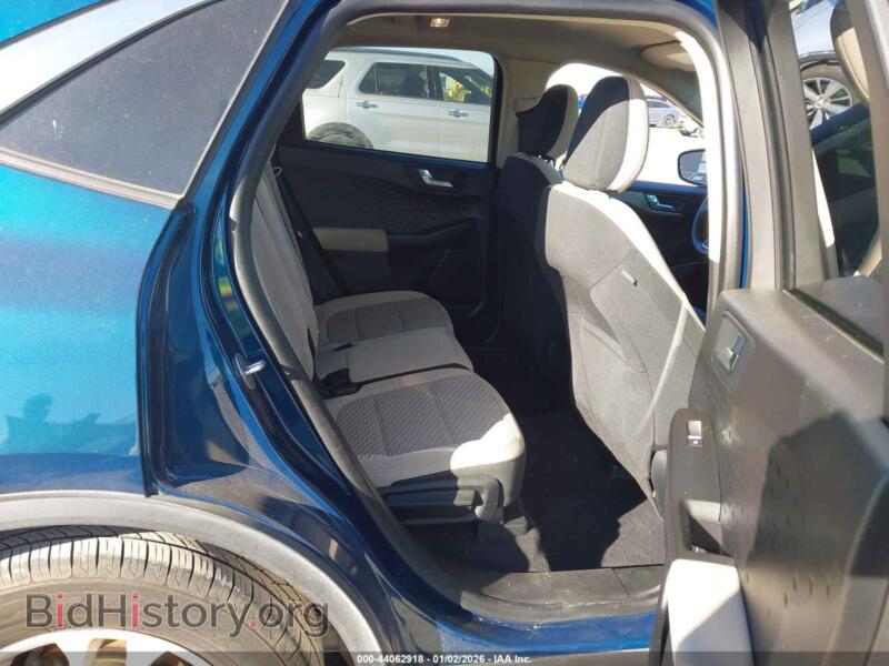 2020 Ford ESCAPE (VIN 1FMCU0G69LUA41005) — фото 8 из 18