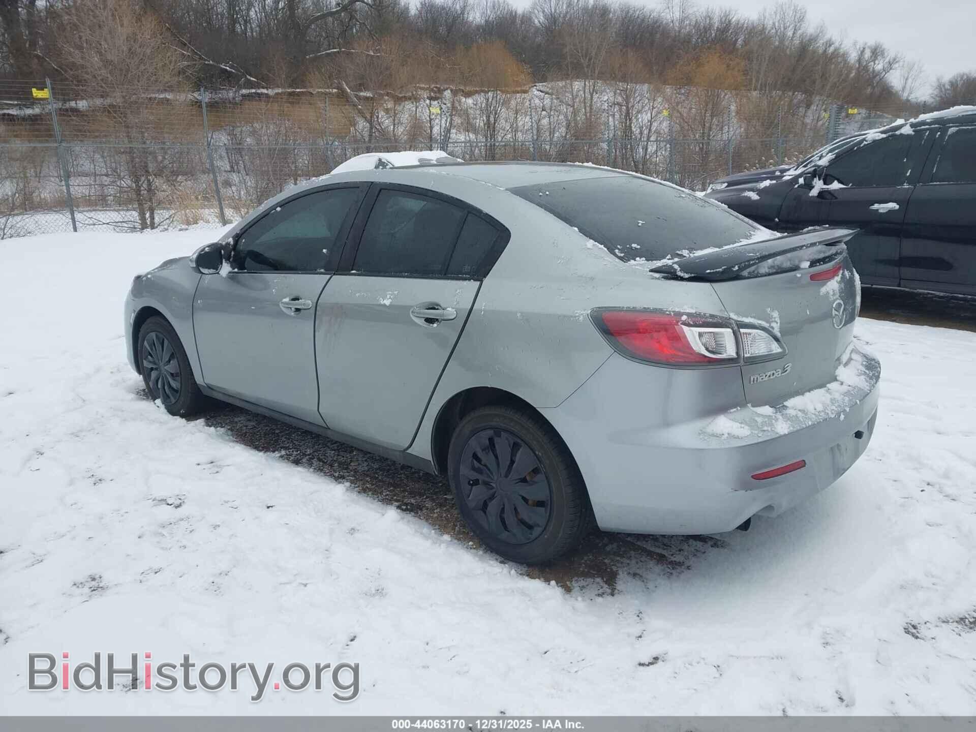 2013 MAZDA MAZDA3 - VIN: JM1BL1TF6D1778289 - Фото 3
