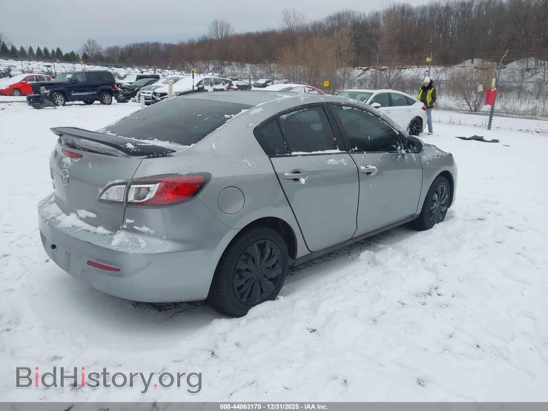 2013 MAZDA MAZDA3 - VIN: JM1BL1TF6D1778289 - Фото 4