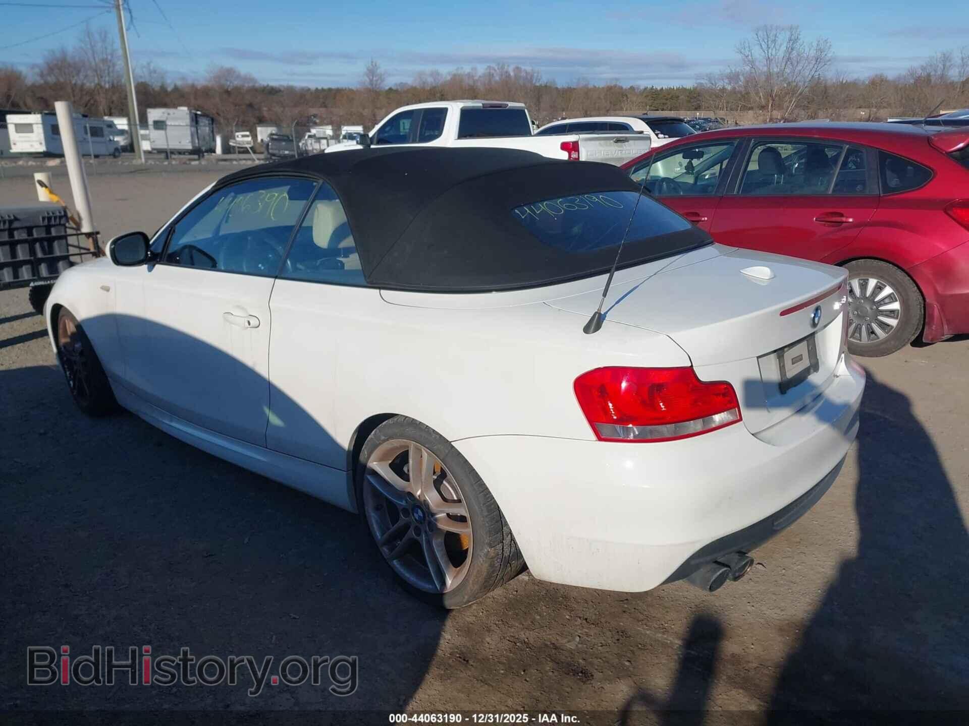 2012 BMW 135I - VIN: WBAUN7C52CVM25677 - Фото 3