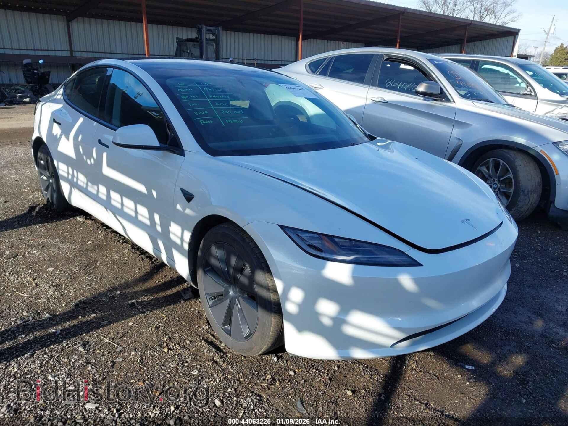 Photo 5YJ3E1EB8RF734124 - TESLA MODEL 3 2024