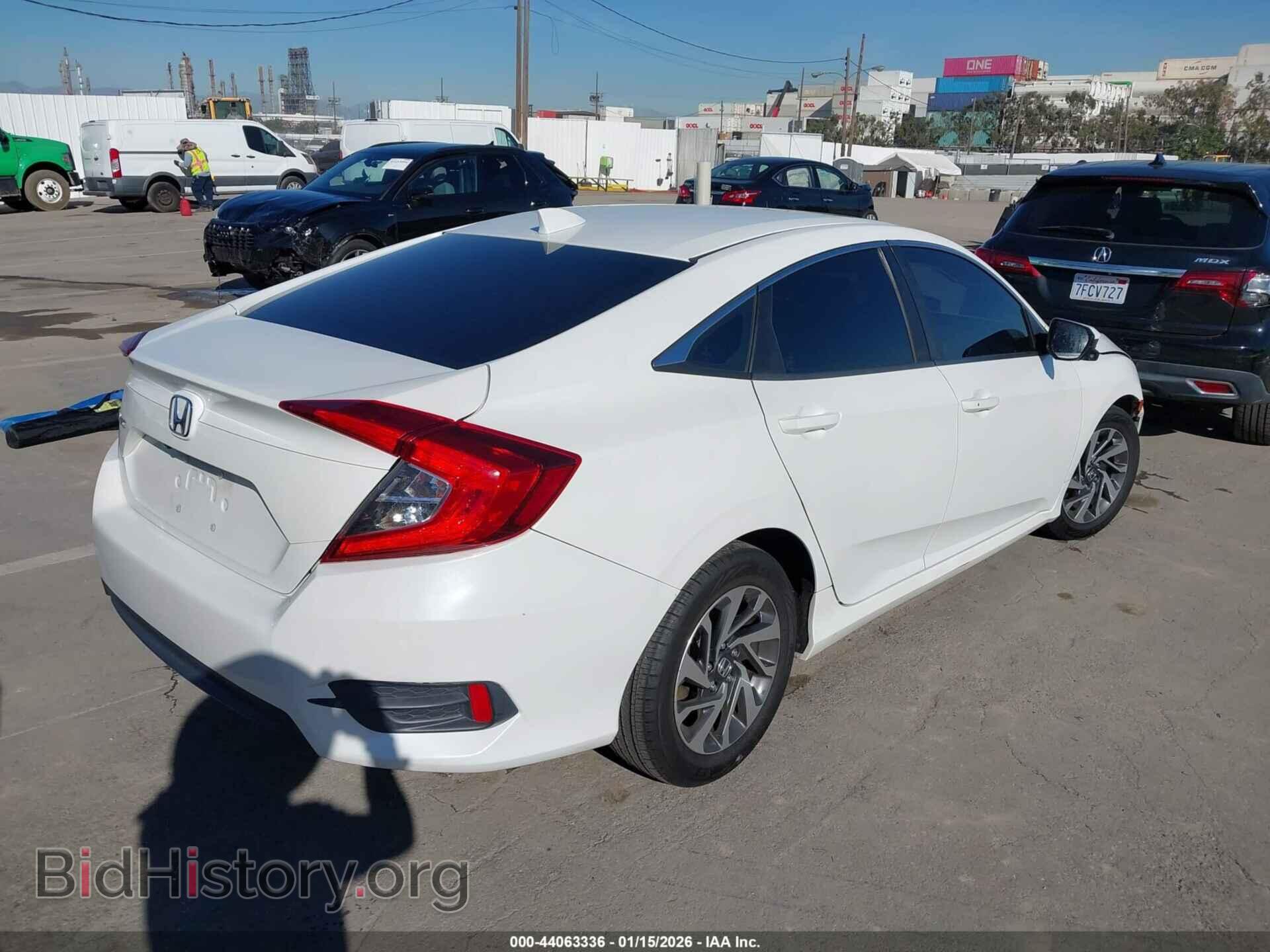 2018 HONDA CIVIC - VIN: 2HGFC2F72JH518997 - Фото 4