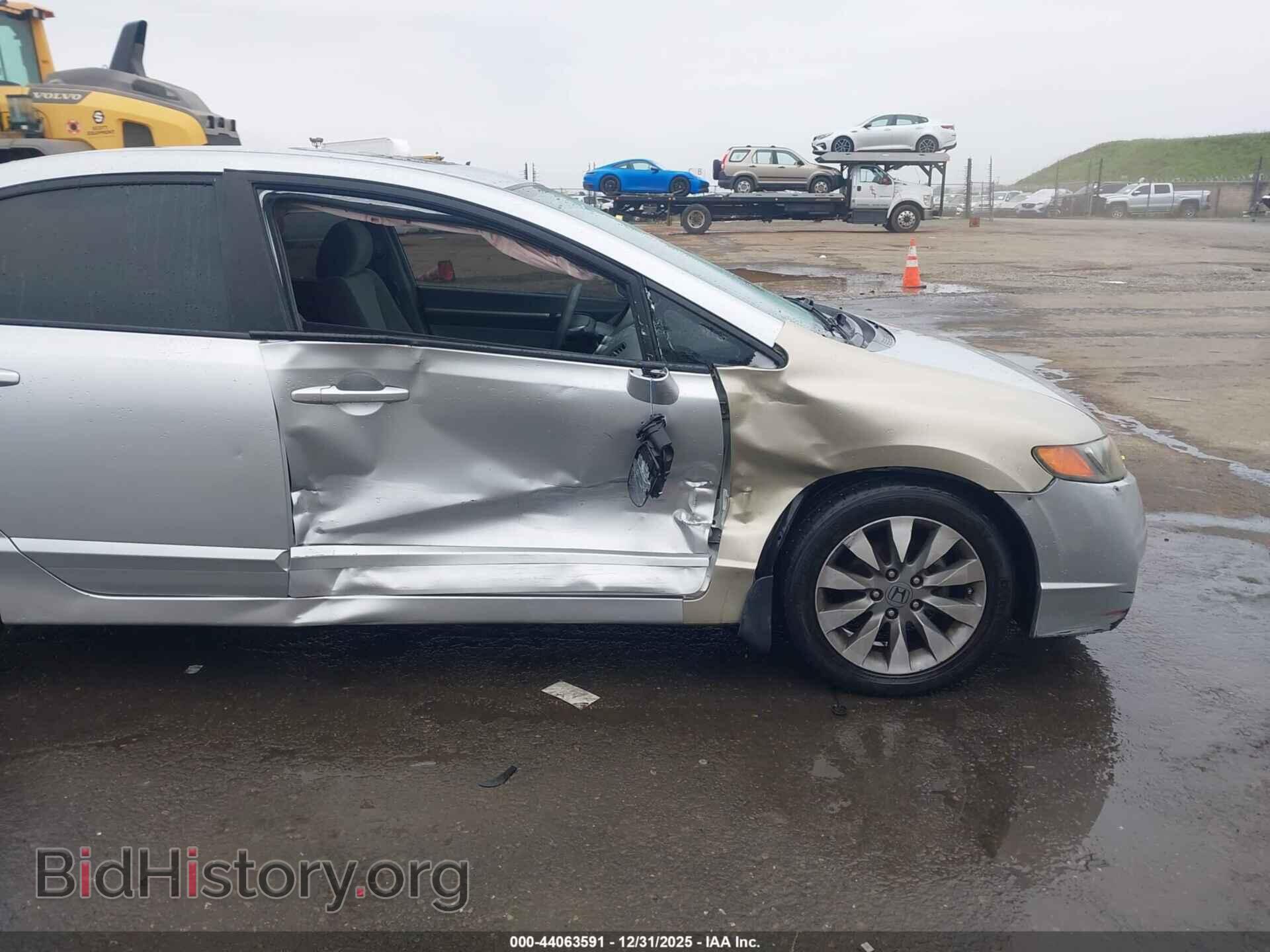 2010 HONDA CIVIC - VIN: 19XFA1F8XAE024843 - Фото 6