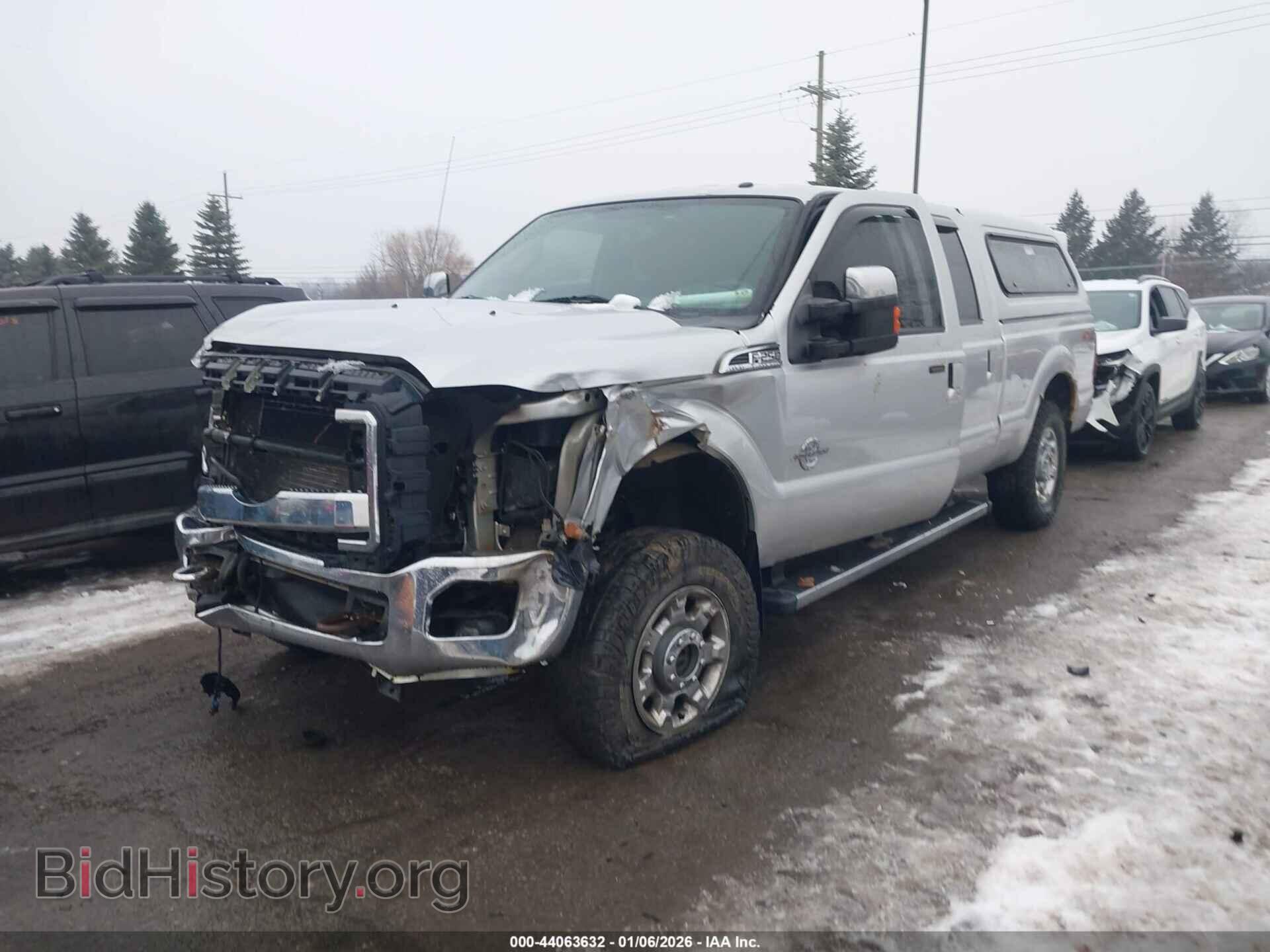 2012 FORD F-250 - VIN: 1FT7W2BT0CEB64131 - Фото 2