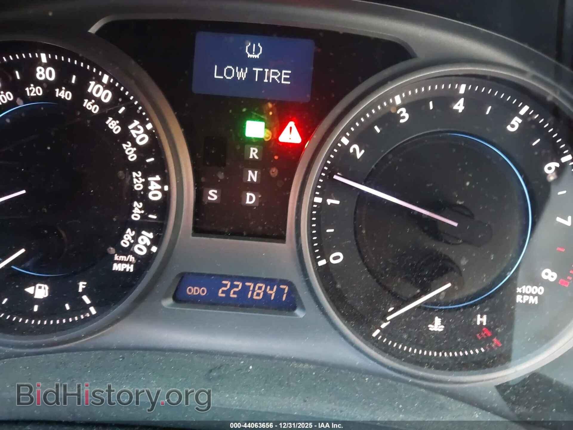 2007 LEXUS IS 250 - VIN: JTHCK262X72014464 - Photo 7