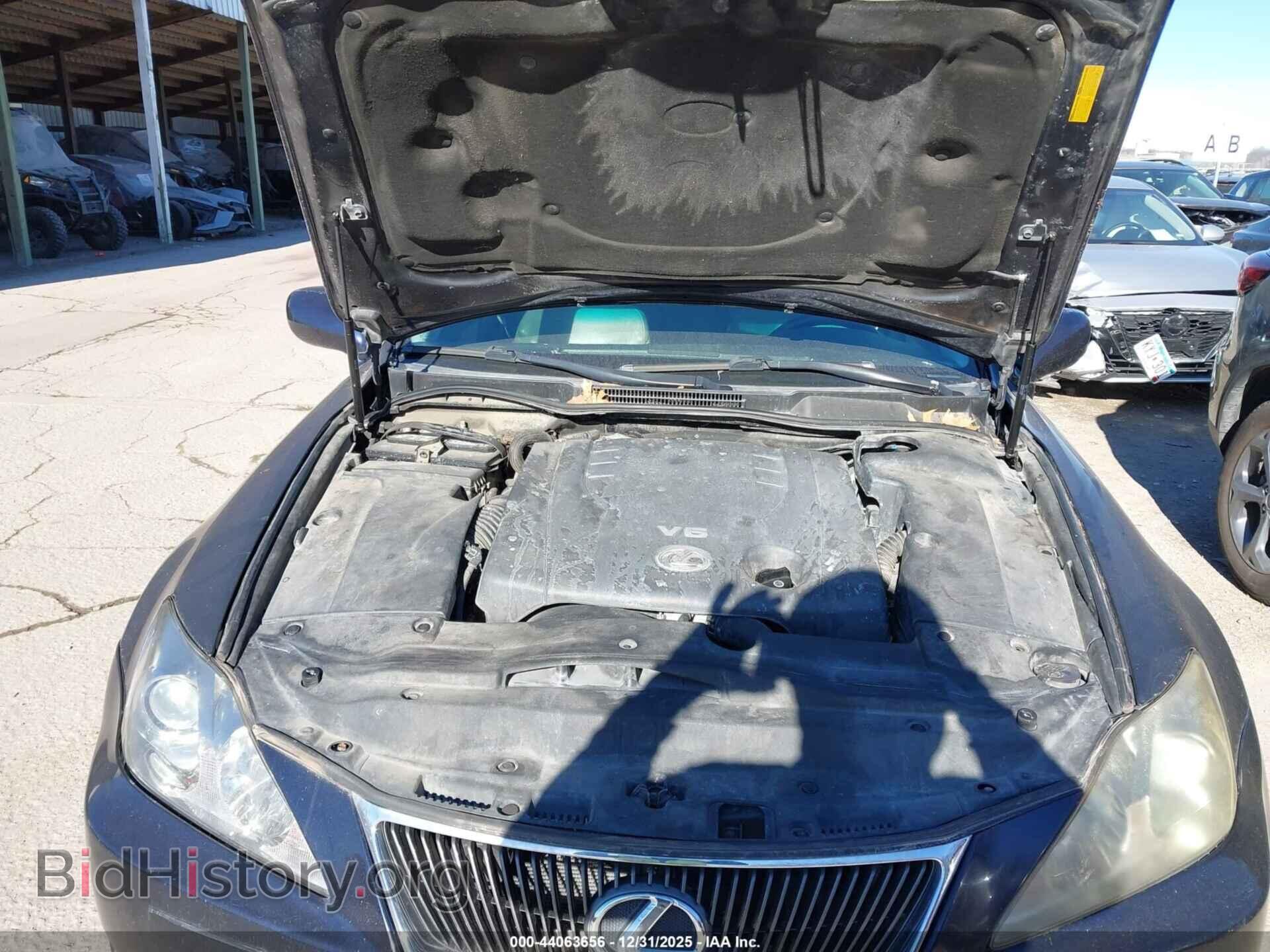 2007 LEXUS IS 250 - VIN: JTHCK262X72014464 - Photo 10