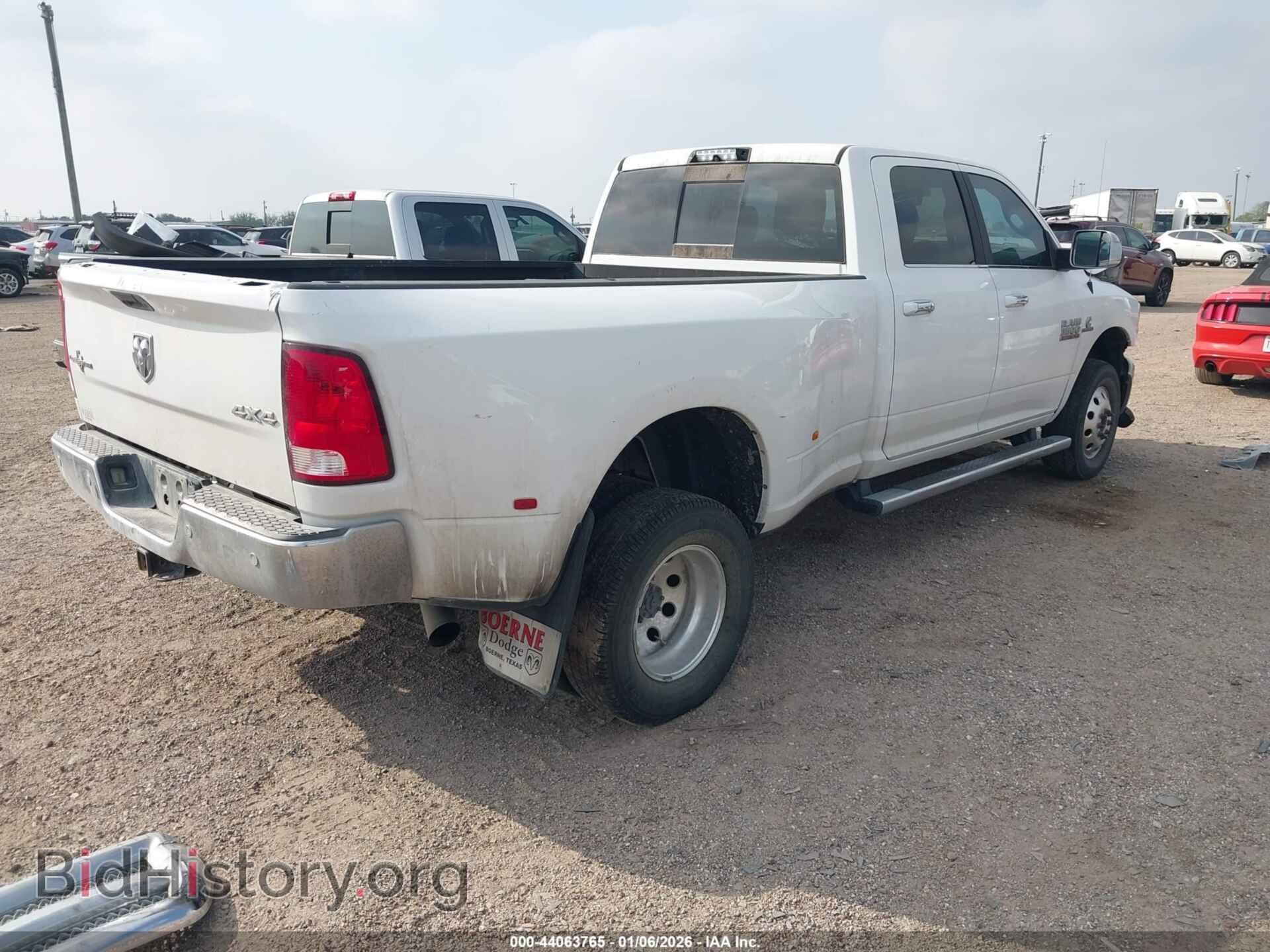 2018 RAM 3500 - VIN: 3C63RRHLXJG331100 - Фото 4