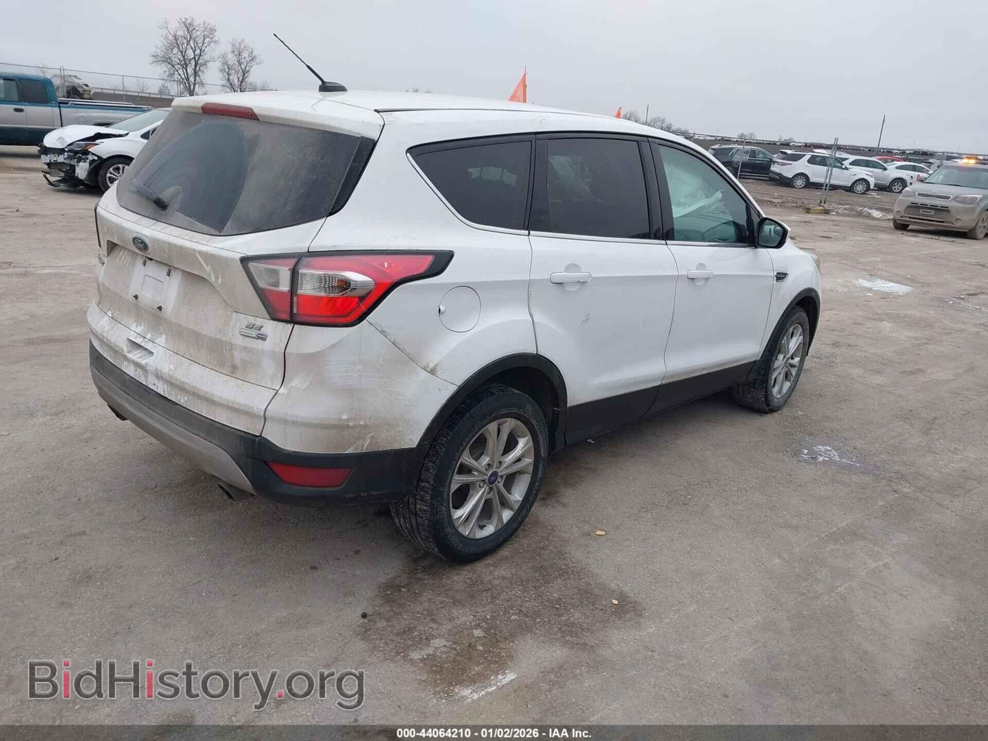 2017 FORD ESCAPE - VIN: 1FMCU9GD2HUC50032 - Фото 4