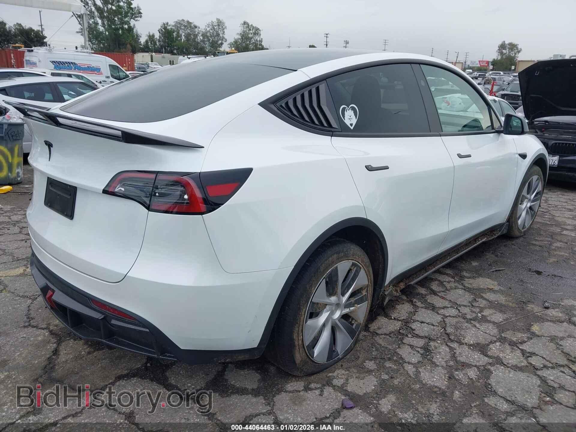 2024 TESLA MODEL Y - VIN: 7SAYGDED3RF087959 - Фото 4