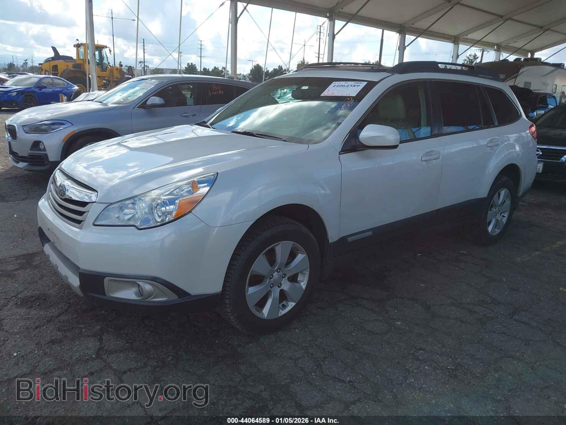2011 SUBARU OUTBACK - VIN: 4S4BRBKC7B3320124 - Фото 2