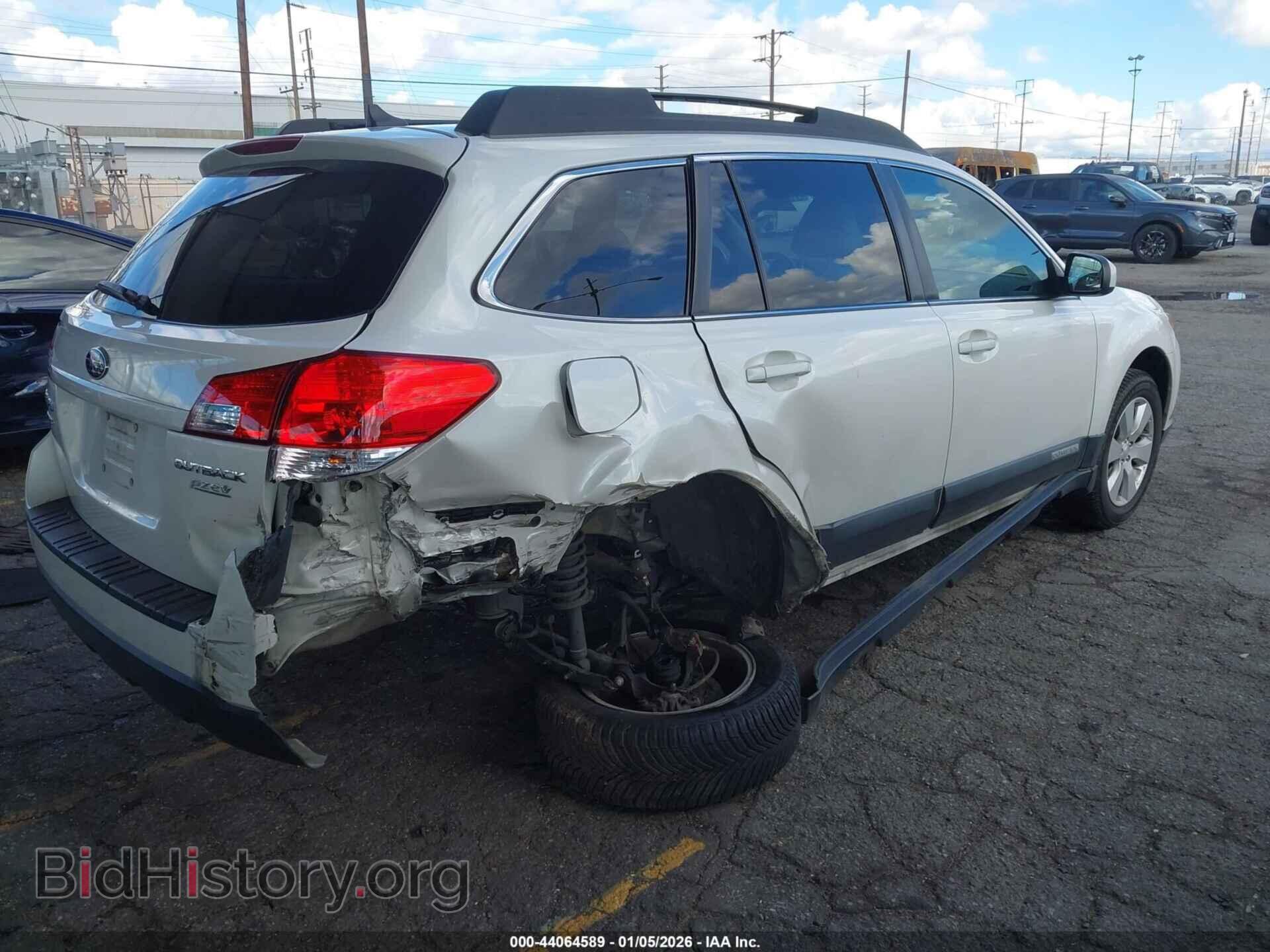 2011 SUBARU OUTBACK - VIN: 4S4BRBKC7B3320124 - Фото 4