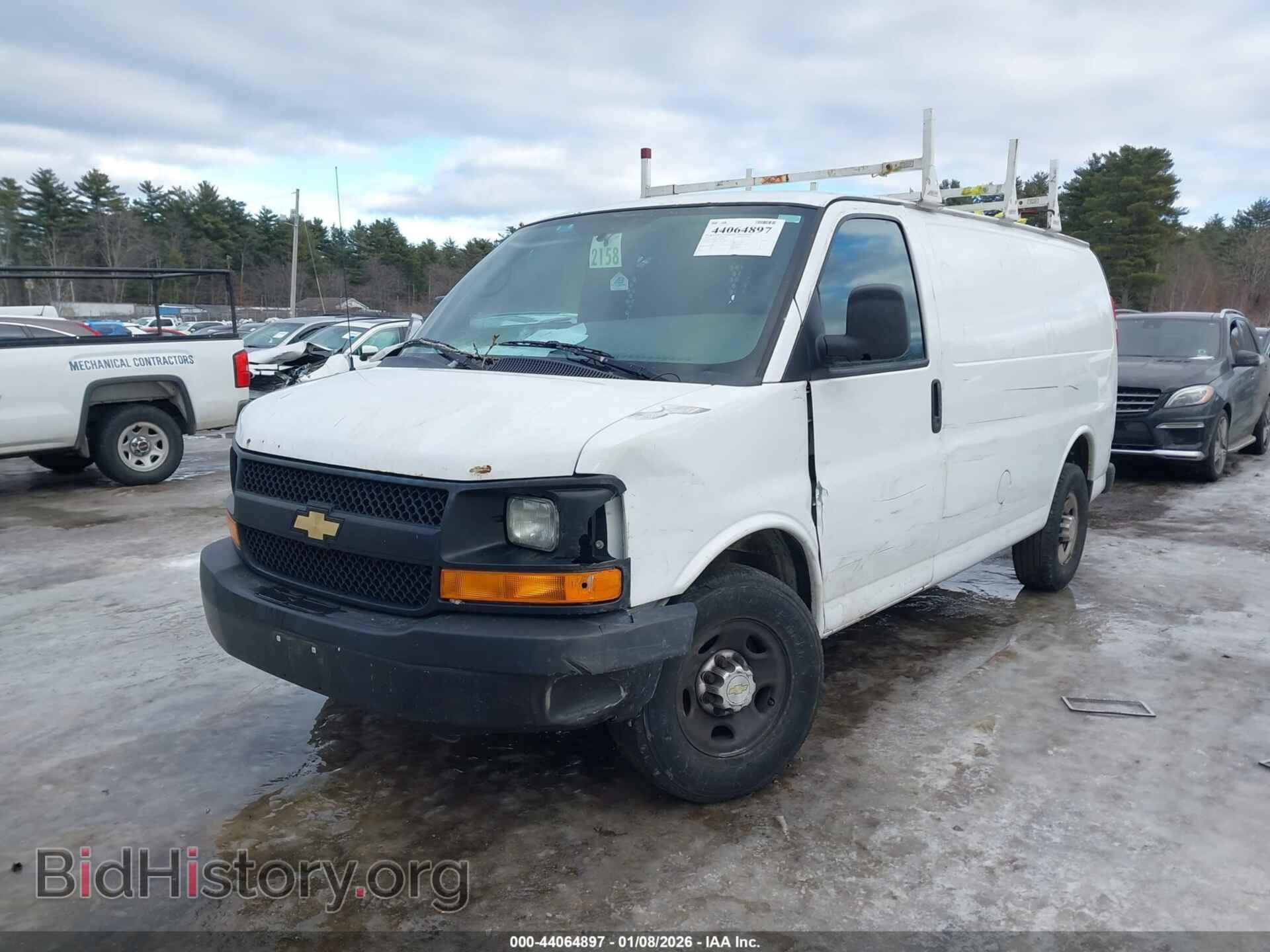 2014 CHEVROLET EXPRESS 2500 - VIN: 1GCWGFCA3E1130286 - Фото 2
